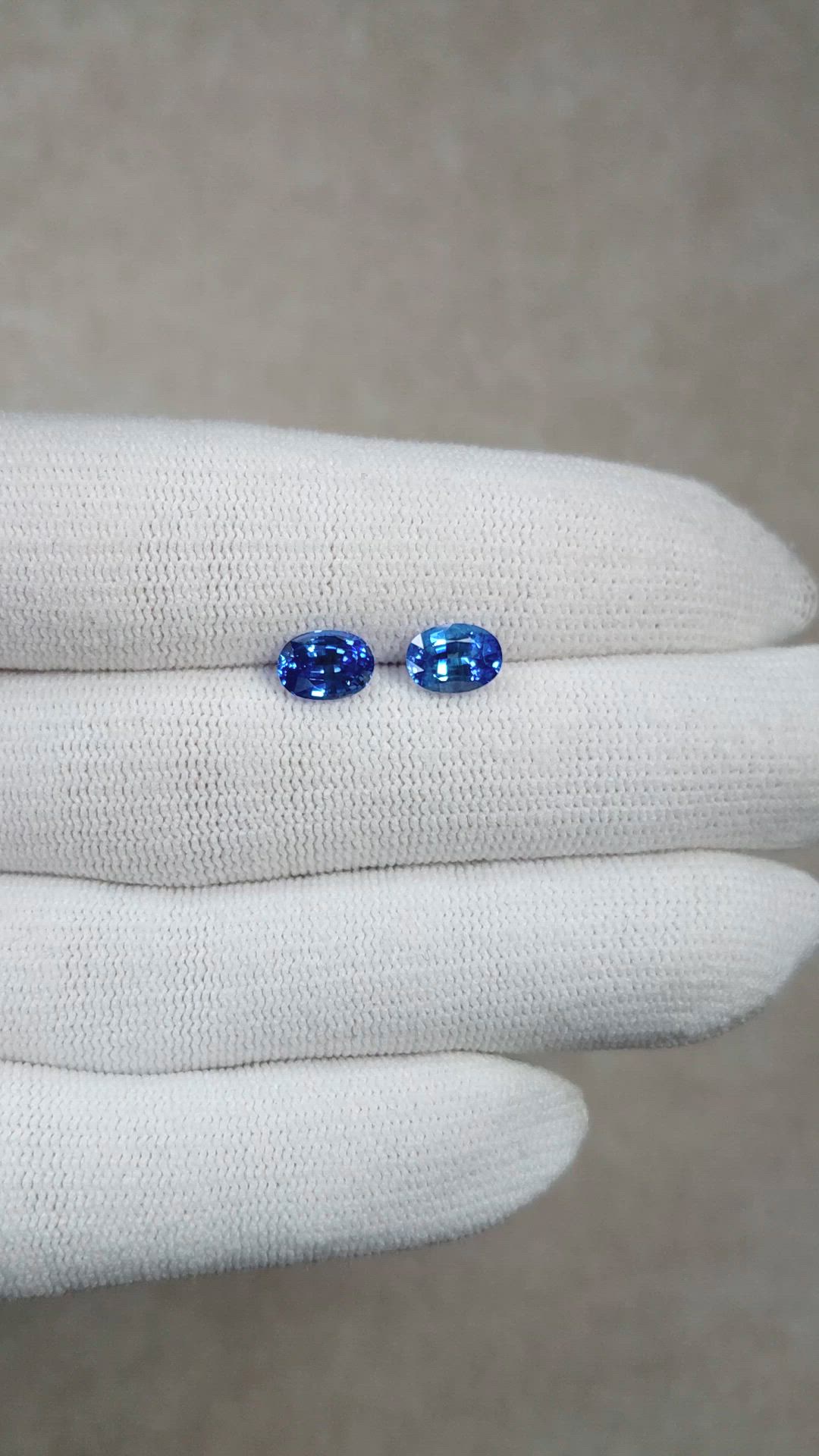 2.72&nbsp;Ct.Tw.Total Carat Weight Blue Sapphire Pair from Ceylon (Sri Lanka) Size Video