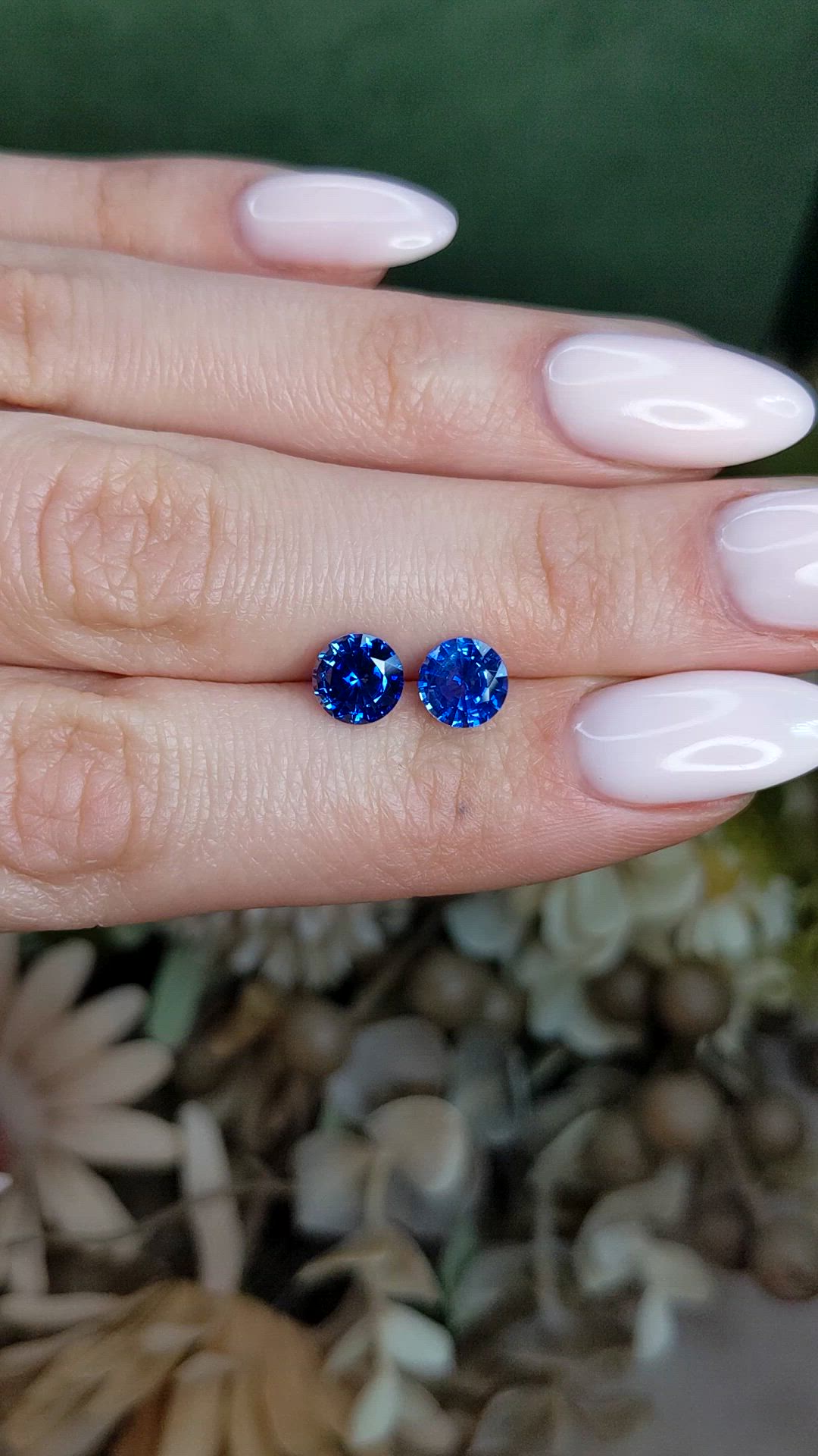 2.53&nbsp;Ct.Tw.Total Carat Weight Blue Sapphire Pair from Ceylon (Sri Lanka) Size Video