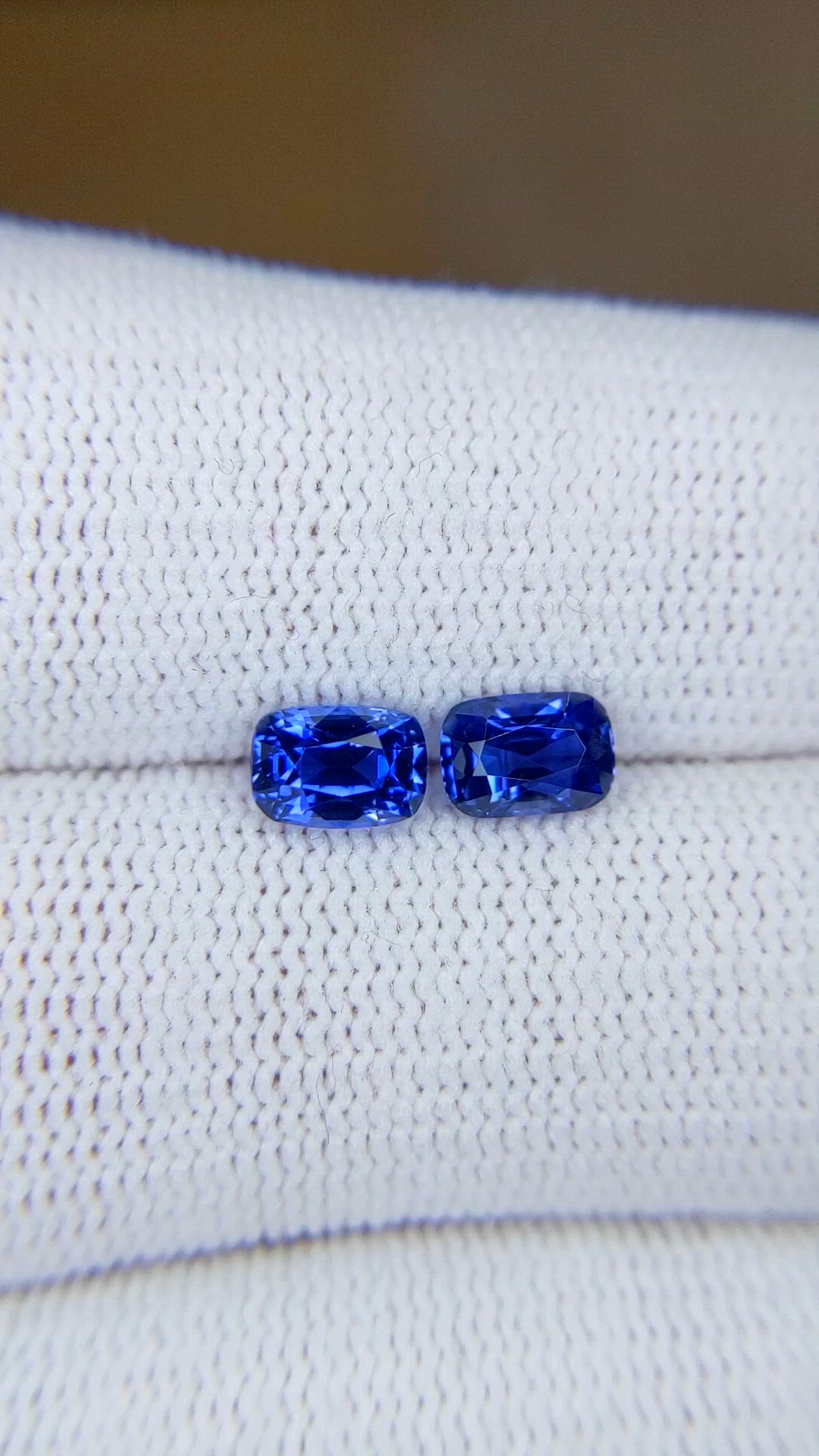 2.05 Ct.Tw.Total Carat Weight Blue Sapphire Pair from Ceylon (Sri Lanka) Size Video