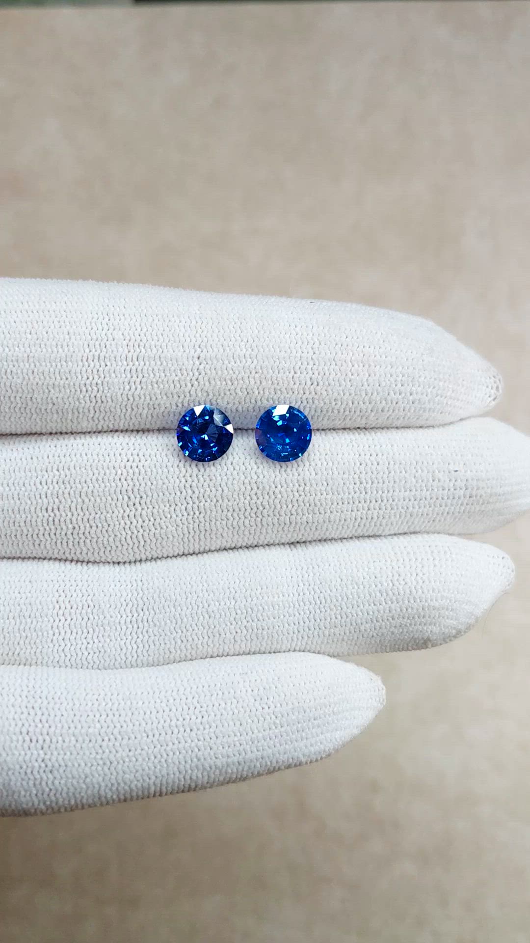 3.50 Ct.Tw.Total Carat Weight Blue Sapphire Pair from Ceylon (Sri Lanka) Size Video
