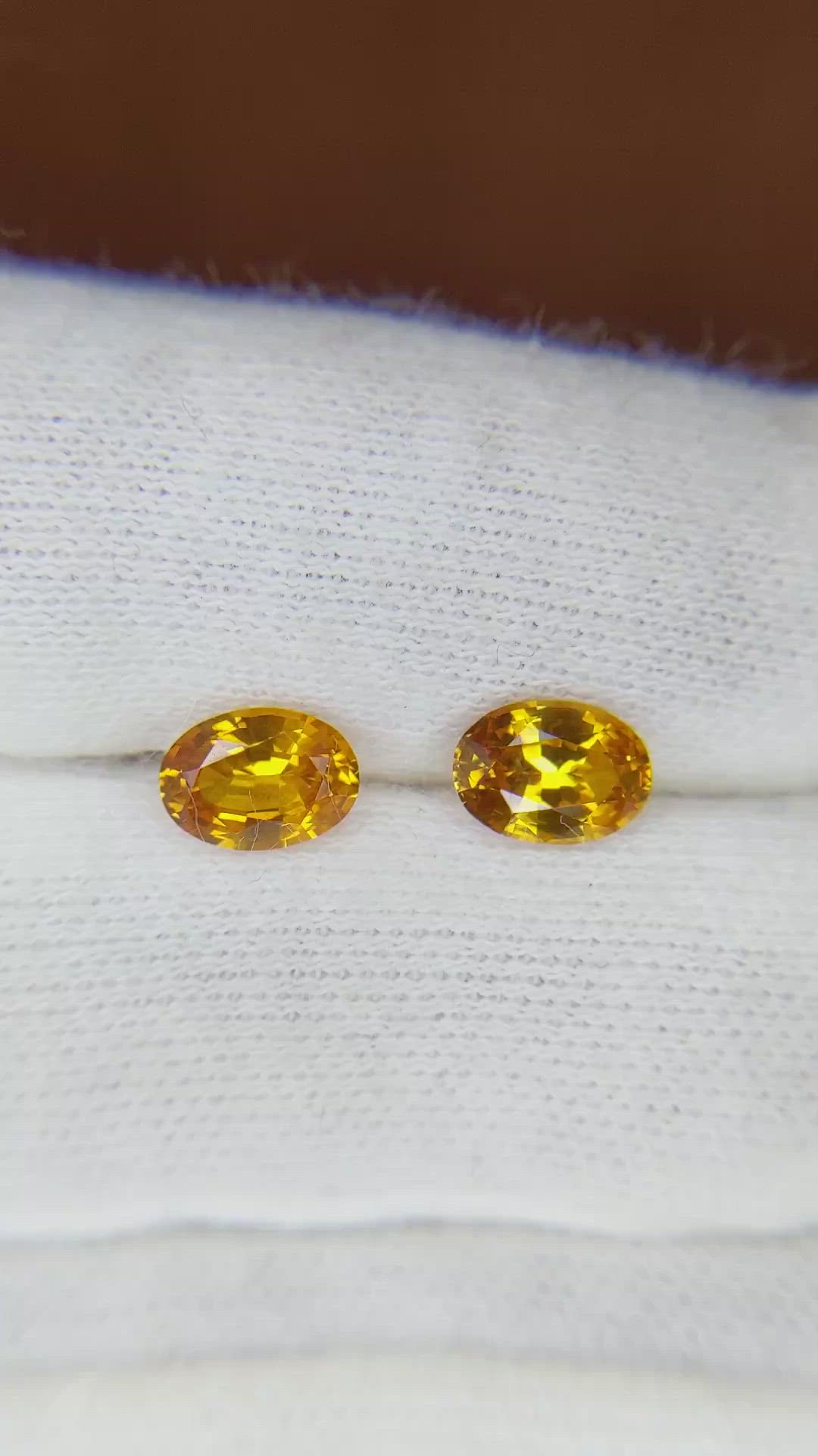 1.94 Ct.Tw.Total Carat Weight Orangish Yellow Sapphire Pair from Ceylon (Sri Lanka) Size Video