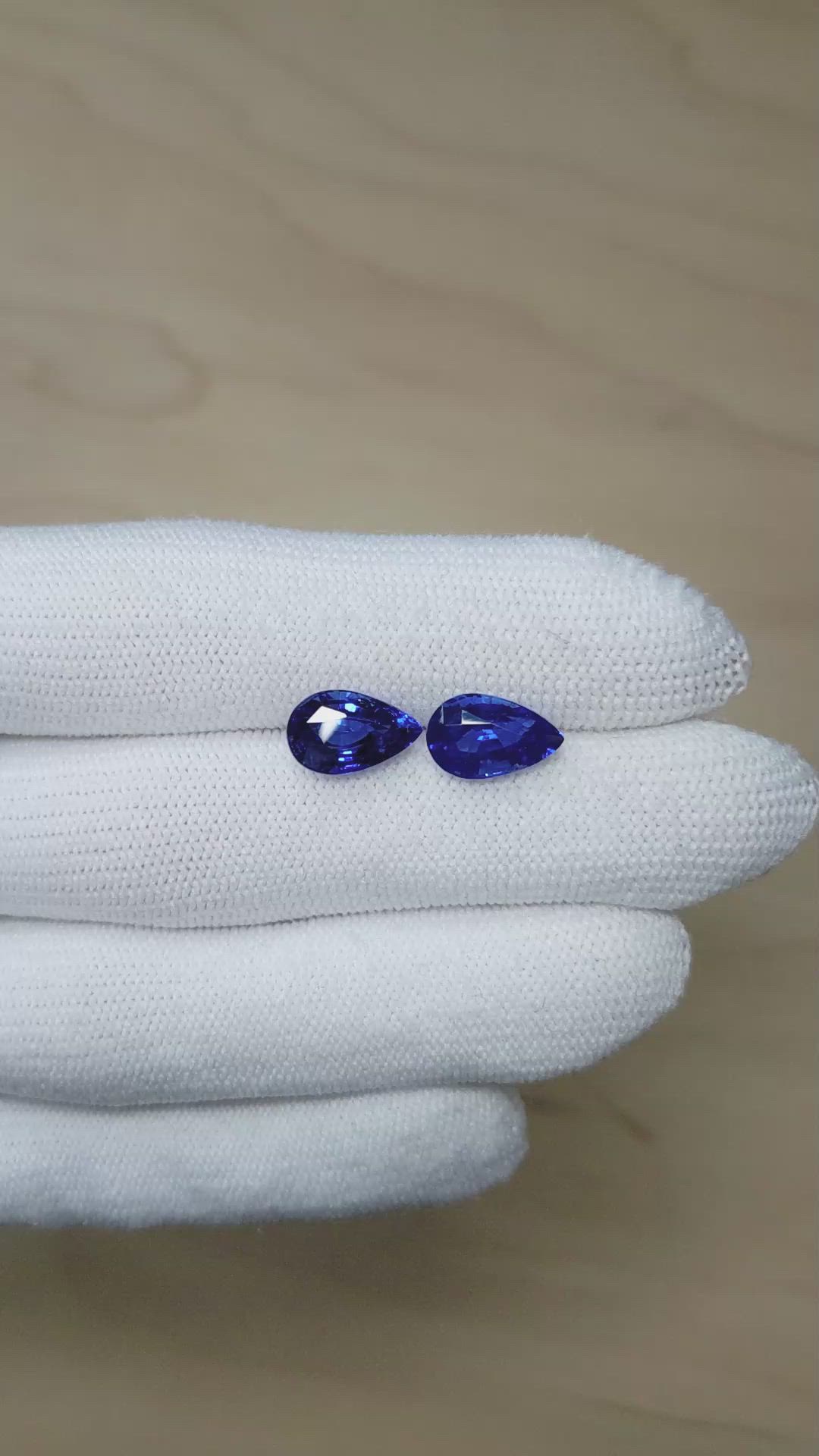 7.35&nbsp;Ct.Tw.Total Carat Weight Blue Sapphire Pair from Ceylon (Sri Lanka) Size Video