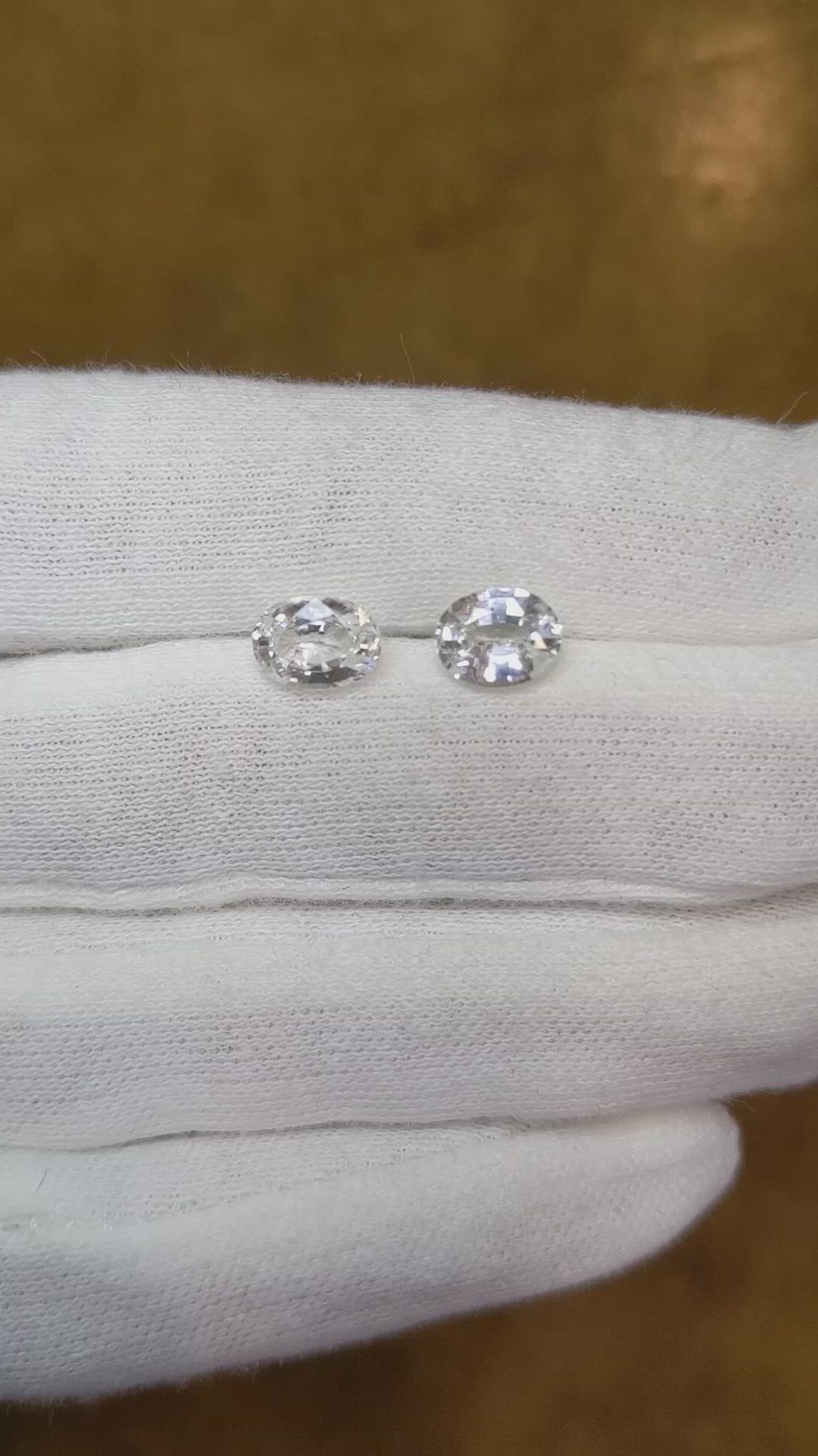 2.56&nbsp;Ct.Tw.Total Carat Weight White Sapphire Pair from Ceylon (Sri Lanka) Size Video