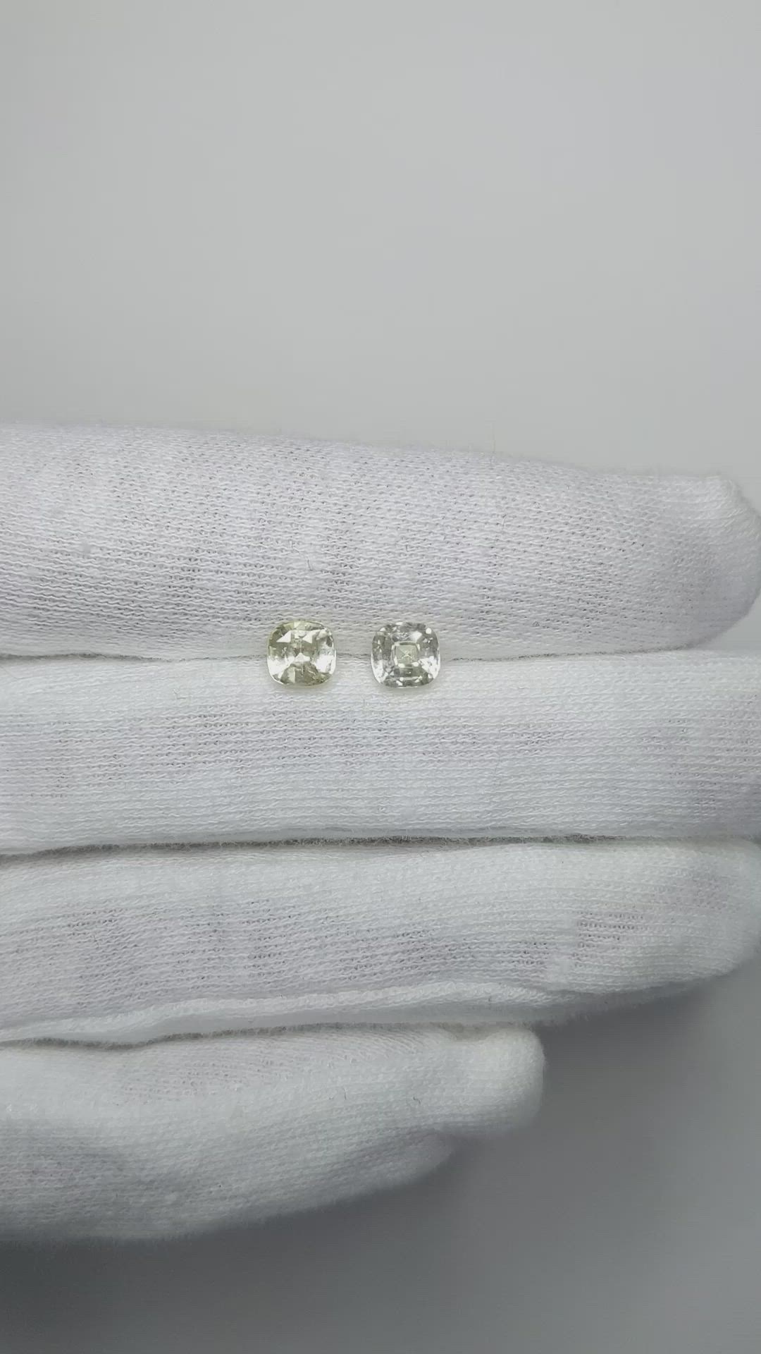 1.94&nbsp;Ct.Tw.Total Carat Weight Yellow Sapphire Pair from Ceylon (Sri Lanka) Size Video