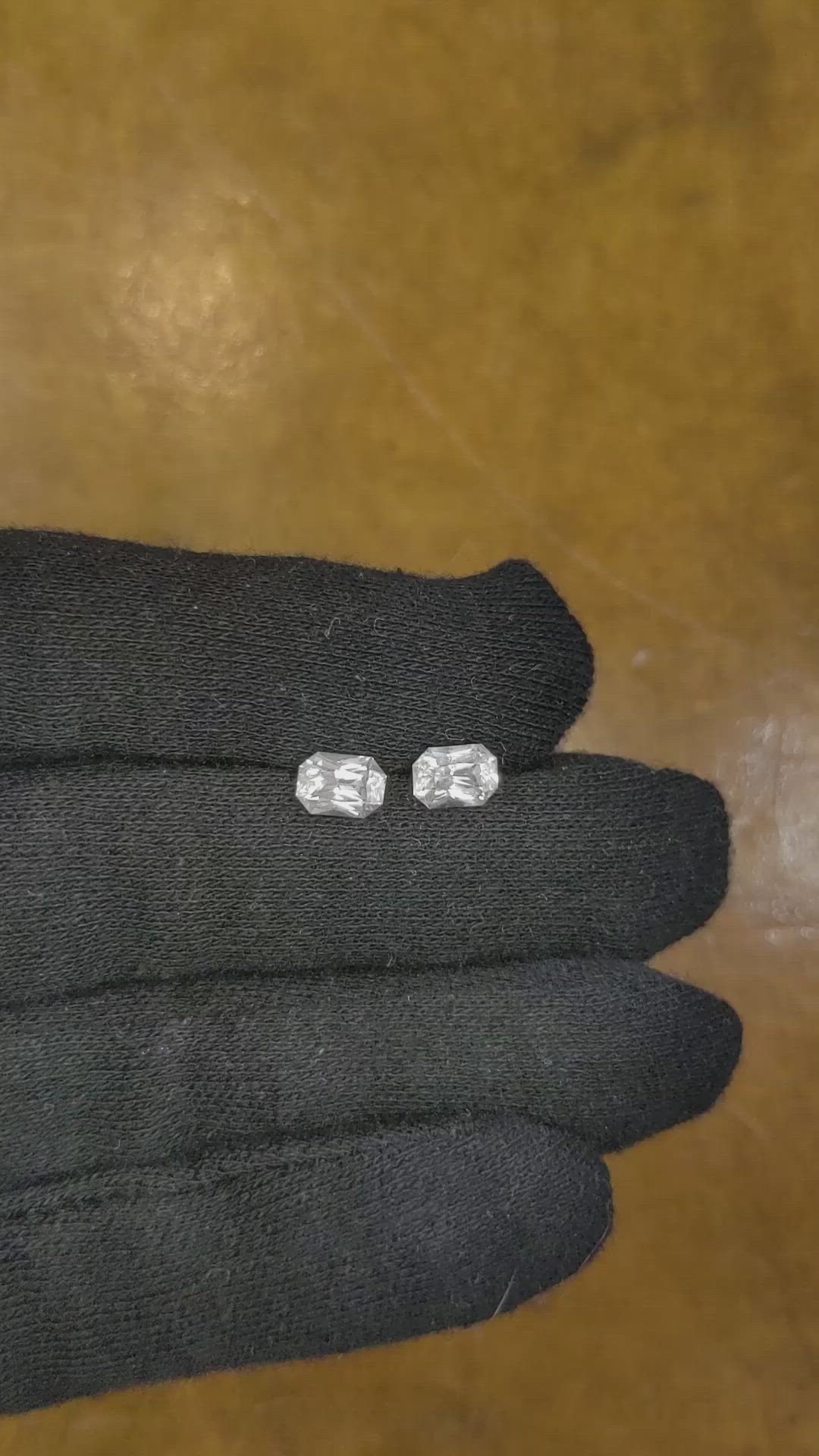 2.29&nbsp;Ct.Tw.Total Carat Weight White Sapphire Pair from Ceylon (Sri Lanka) Size Video