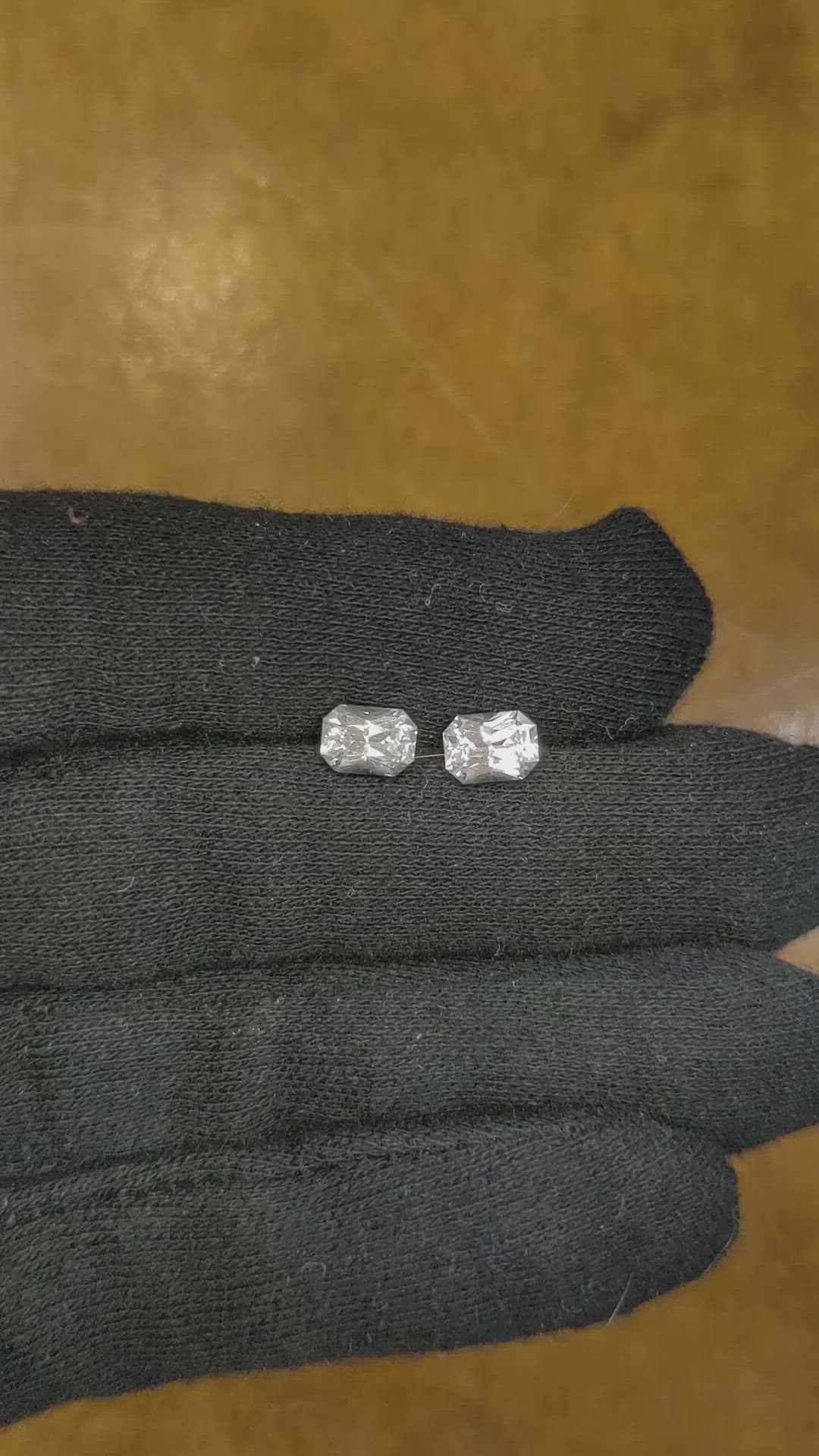 2.26&nbsp;Ct.Tw.Total Carat Weight White Sapphire Pair from Ceylon (Sri Lanka) Size Video