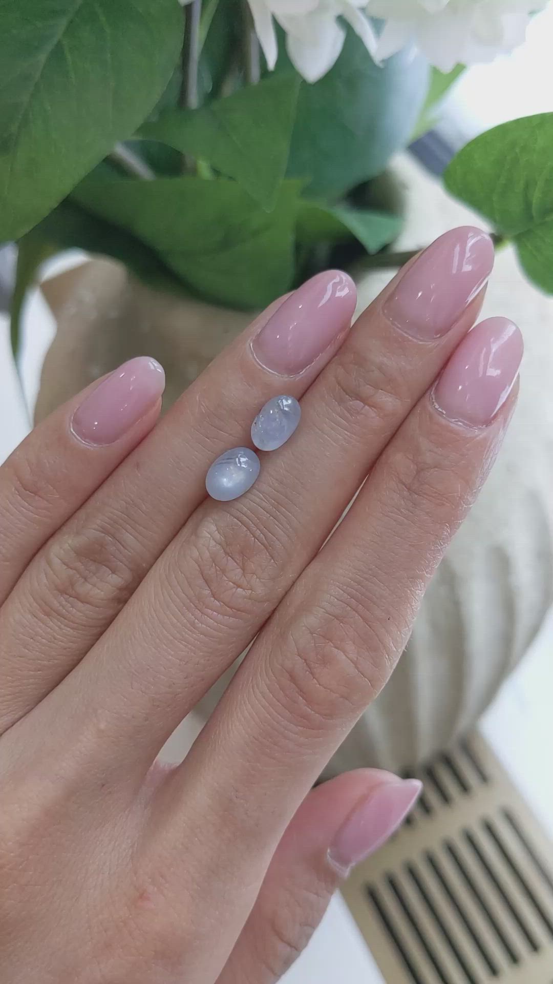 4.32&nbsp;Ct.Tw.Total Carat Weight White Star Sapphire Pair from Ceylon (Sri Lanka) Size Video