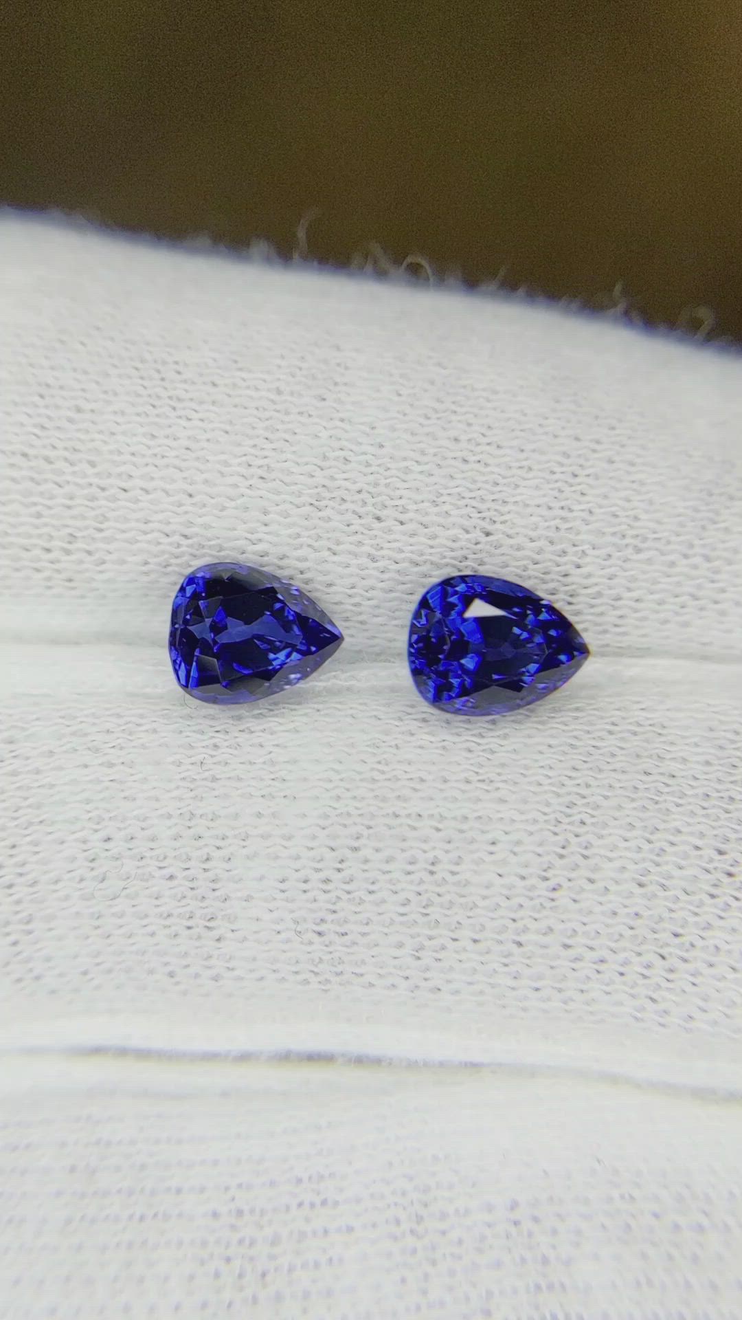 2.87 Ct.Tw.Total Carat Weight Blue Sapphire Pair from Ceylon (Sri Lanka) Size Video