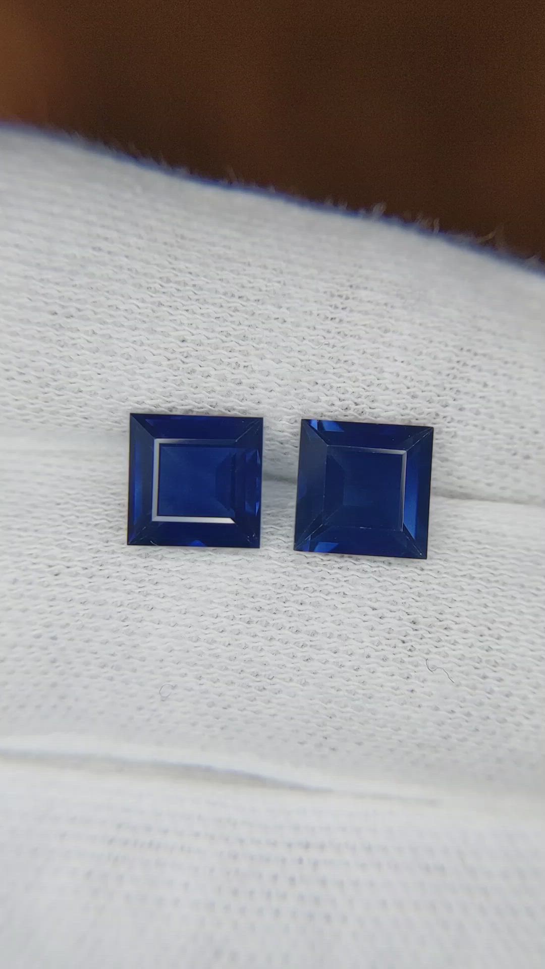3.87&nbsp;Ct.Tw.Total Carat Weight Blue Sapphire Pair from Thailand Size Video