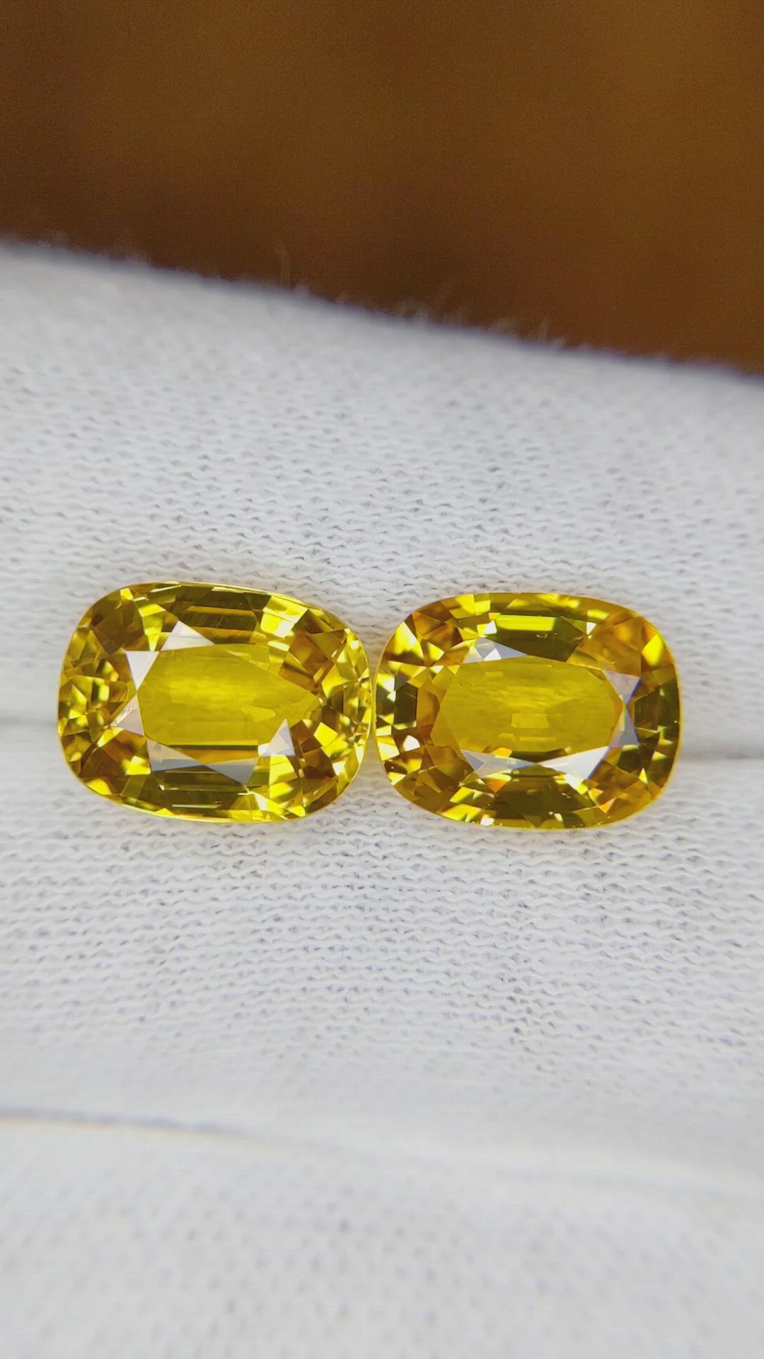 10.85&nbsp;Ct.Tw.Total Carat Weight Yellow Sapphire Pair from Ceylon (Sri Lanka) Size Video