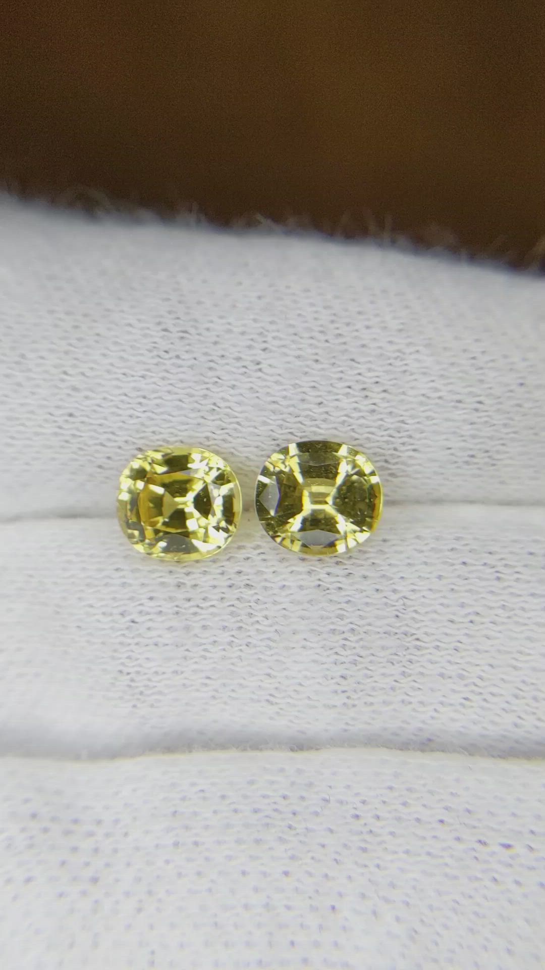 2.90 Ct.Tw.Total Carat Weight Yellow Sapphire Pair from Ceylon (Sri Lanka) Size Video