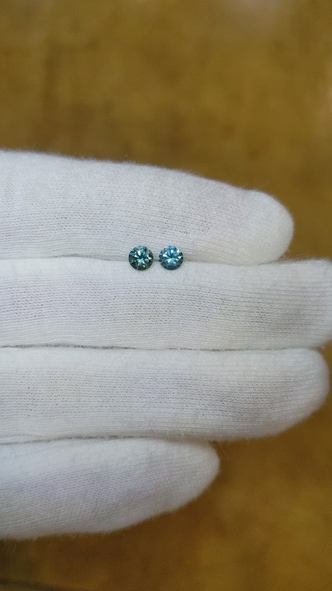 0.61 Ct.Tw.Total Carat Weight Sapphire Pair from Montana Size Video