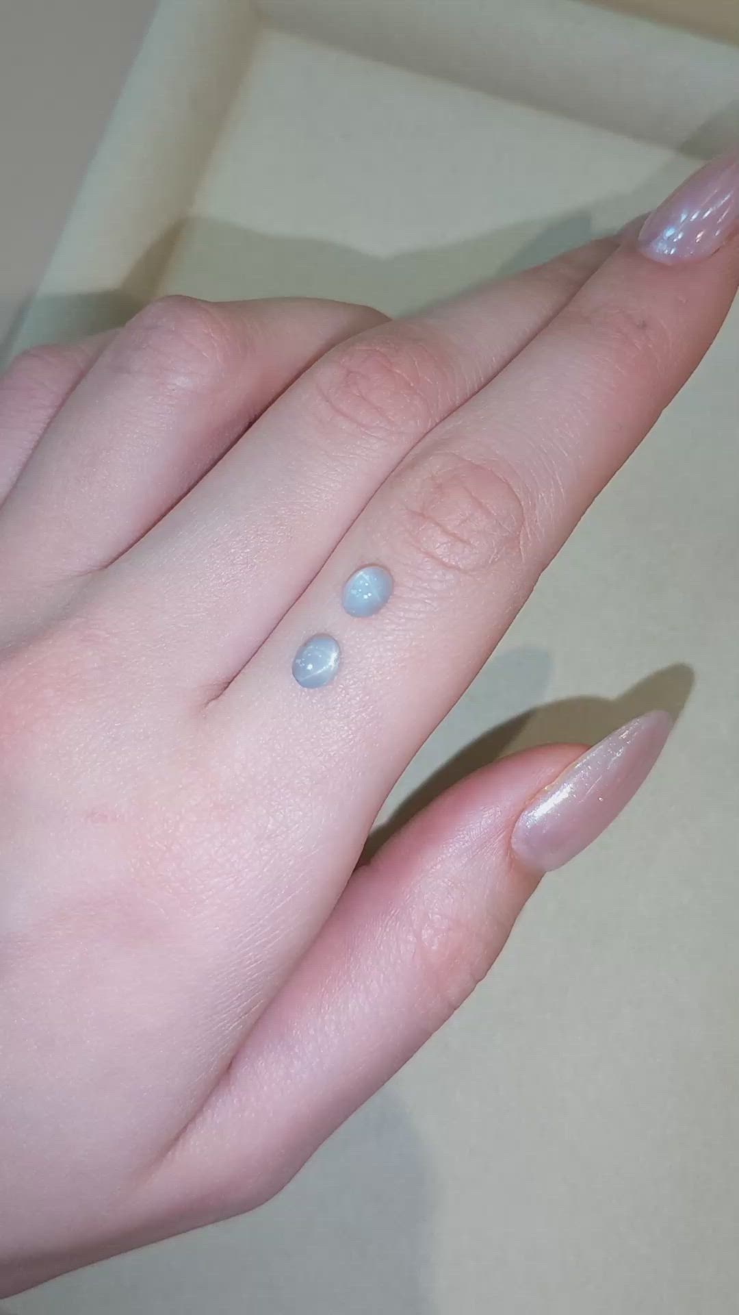 1.87&nbsp;Ct.Tw.Total Carat Weight Grey Star Sapphire Pair from Ceylon (Sri Lanka) Size Video