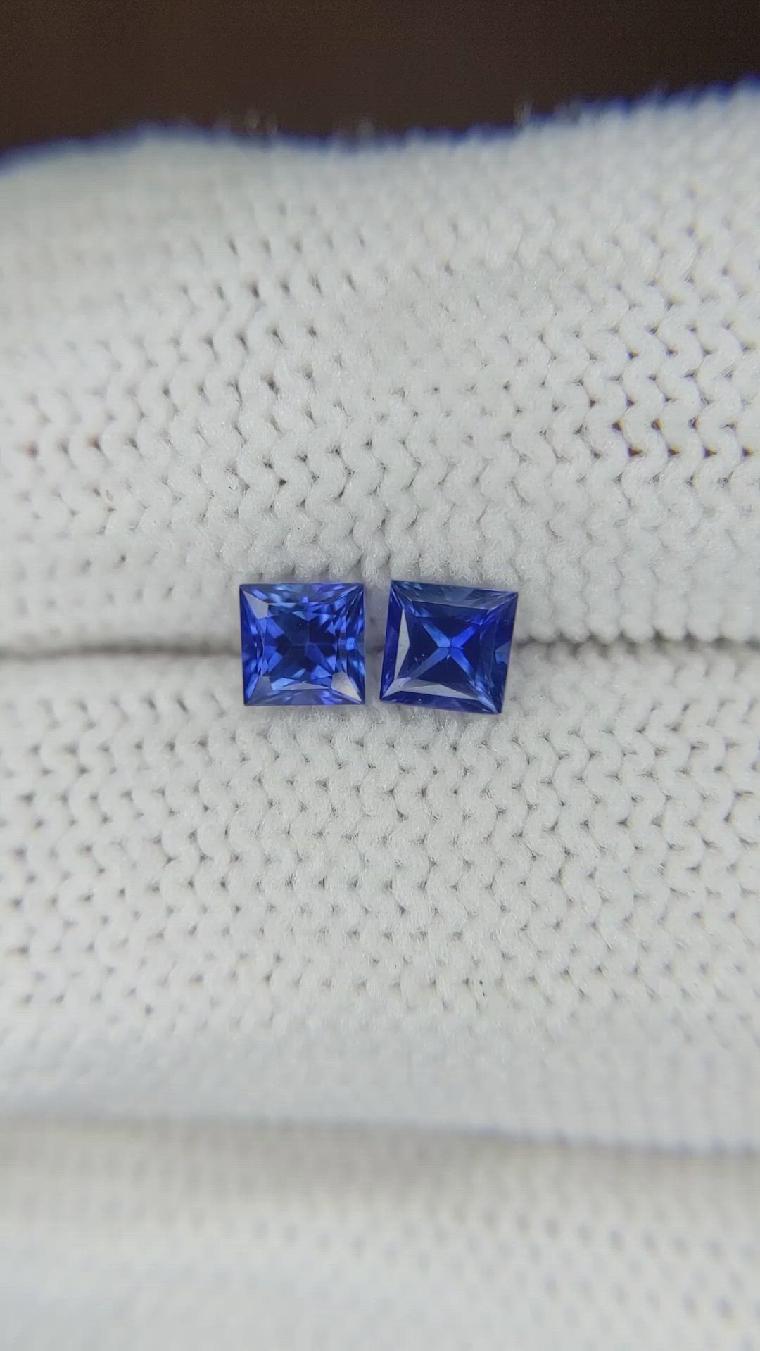 0.99 Ct.Tw.Total Carat Weight Blue Sapphire Pair from Ceylon (Sri Lanka) Size Video
