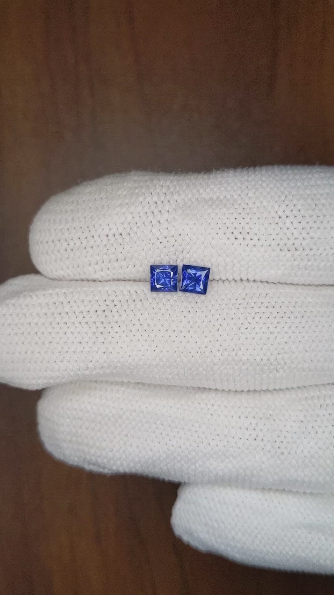 0.99 Ct.Tw.Total Carat Weight Blue Sapphire Pair from Ceylon (Sri Lanka) Size Video