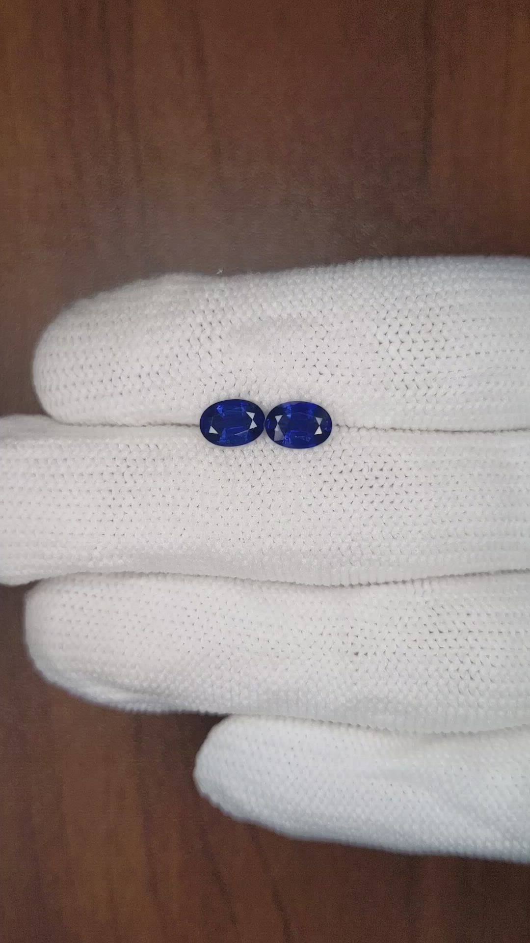 2.04 Ct.Tw.Total Carat Weight Blue Sapphire Pair from Thailand Size Video