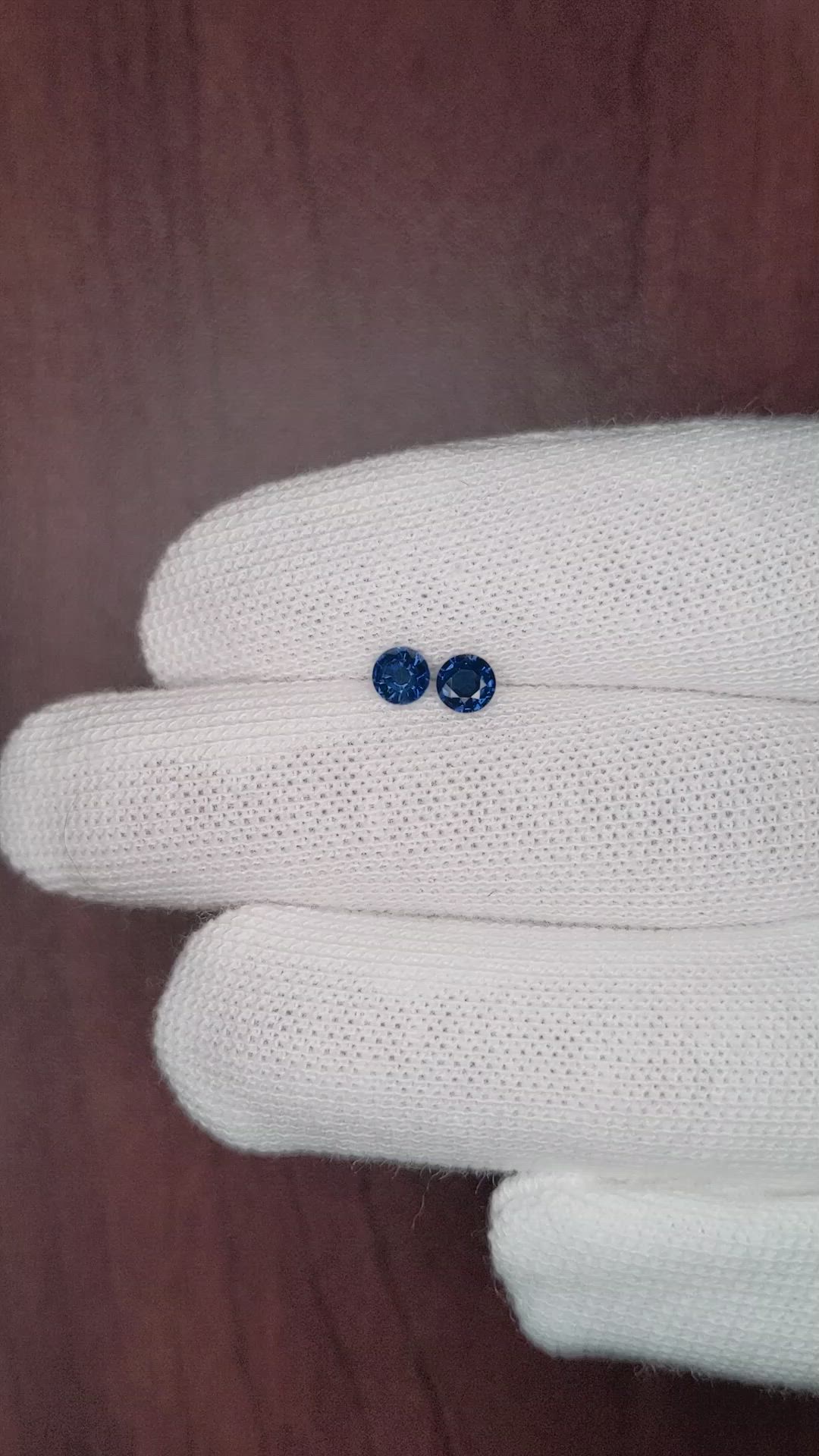 0.69&nbsp;Ct.Tw.Total Carat Weight Blue Sapphire Pair from Ceylon (Sri Lanka) Size Video