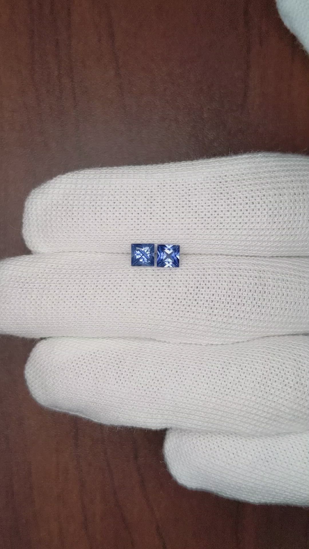 0.95&nbsp;Ct.Tw.Total Carat Weight Blue Sapphire Pair from Ceylon (Sri Lanka) Size Video