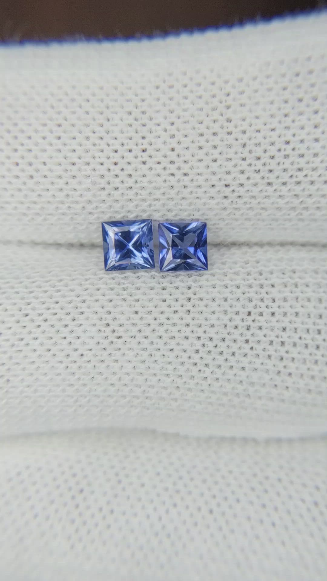 0.95&nbsp;Ct.Tw.Total Carat Weight Blue Sapphire Pair from Ceylon (Sri Lanka) Size Video