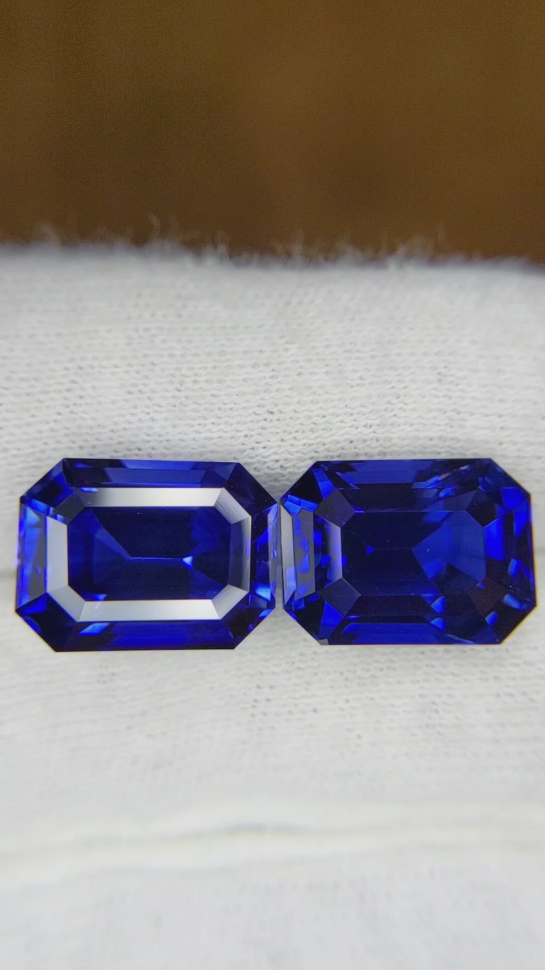 20.44&nbsp;Ct.Tw.Total Carat Weight Blue Sapphire Pair from Ceylon (Sri Lanka) Size Video