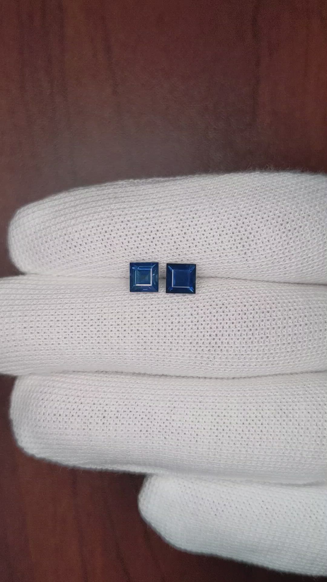 1.79 Ct.Tw.Total Carat Weight Blue Sapphire Pair from Thailand Size Video