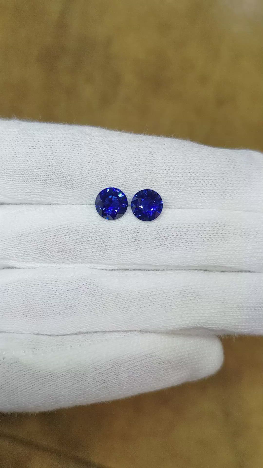 3.02&nbsp;Ct.Tw.Total Carat Weight Blue Sapphire Pair from Ceylon (Sri Lanka) Size Video
