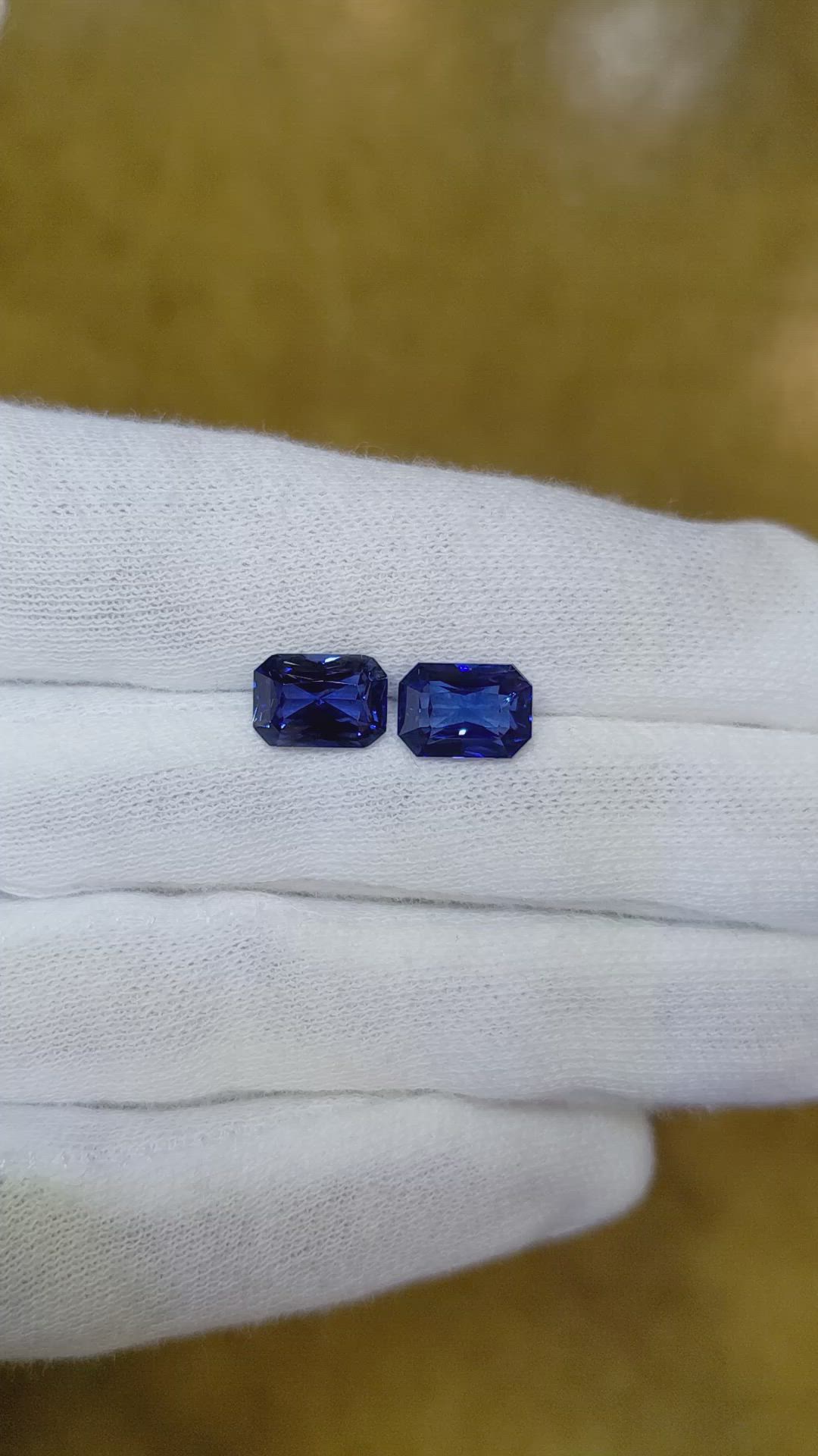 5.18 Ct.Tw.Total Carat Weight Blue Sapphire Pair from Ceylon (Sri Lanka) Size Video