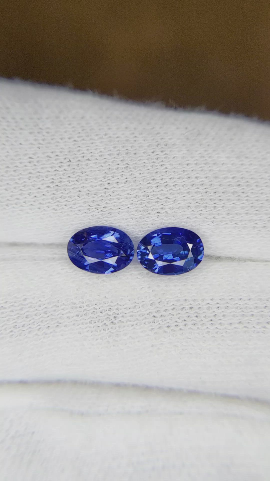 2.20 Ct.Tw.Total Carat Weight Blue Sapphire Pair from Ceylon (Sri Lanka) Size Video