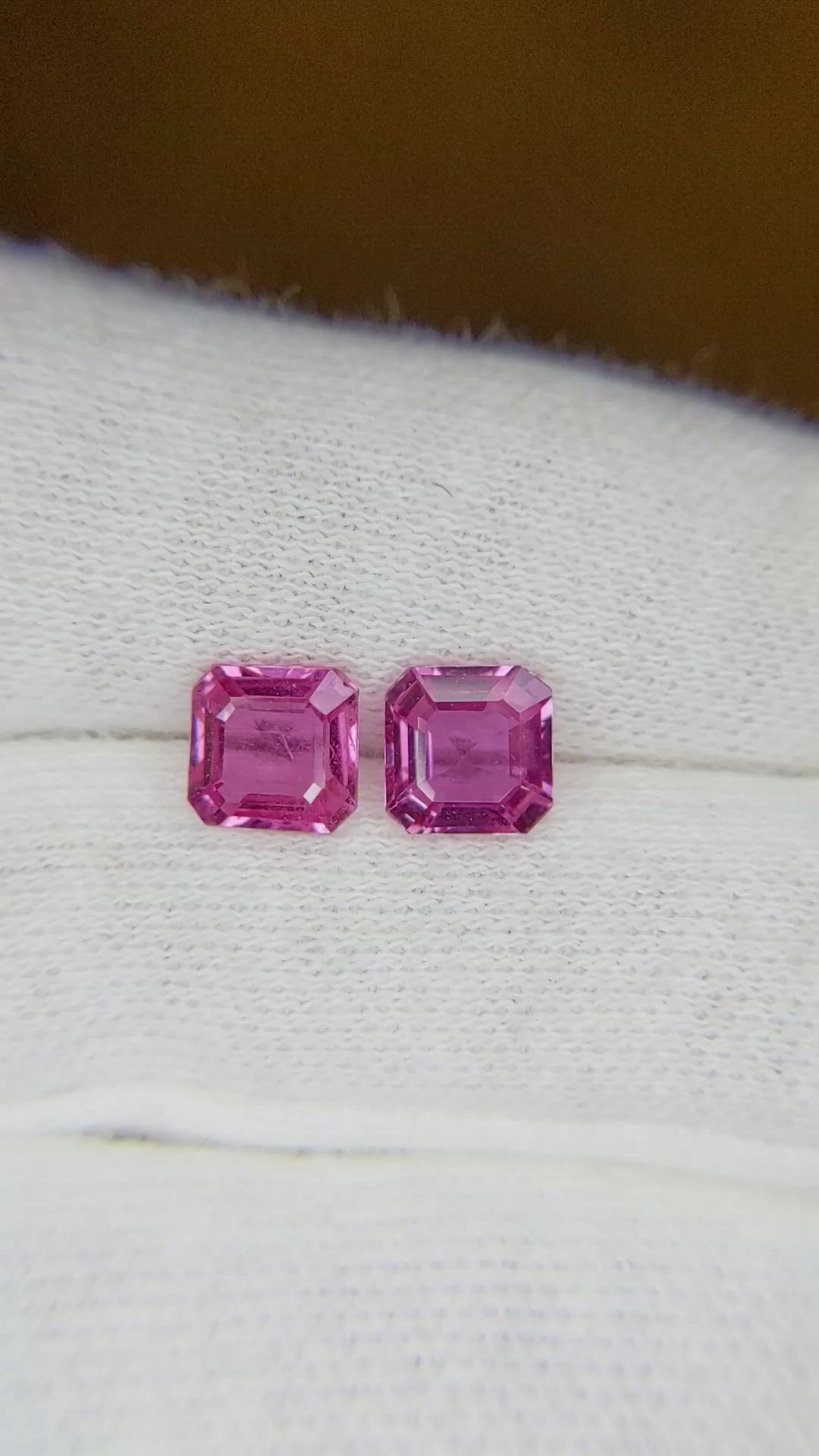 2.36&nbsp;Ct.Tw.Total Carat Weight Pink Sapphire Pair from Ceylon (Sri Lanka) Size Video