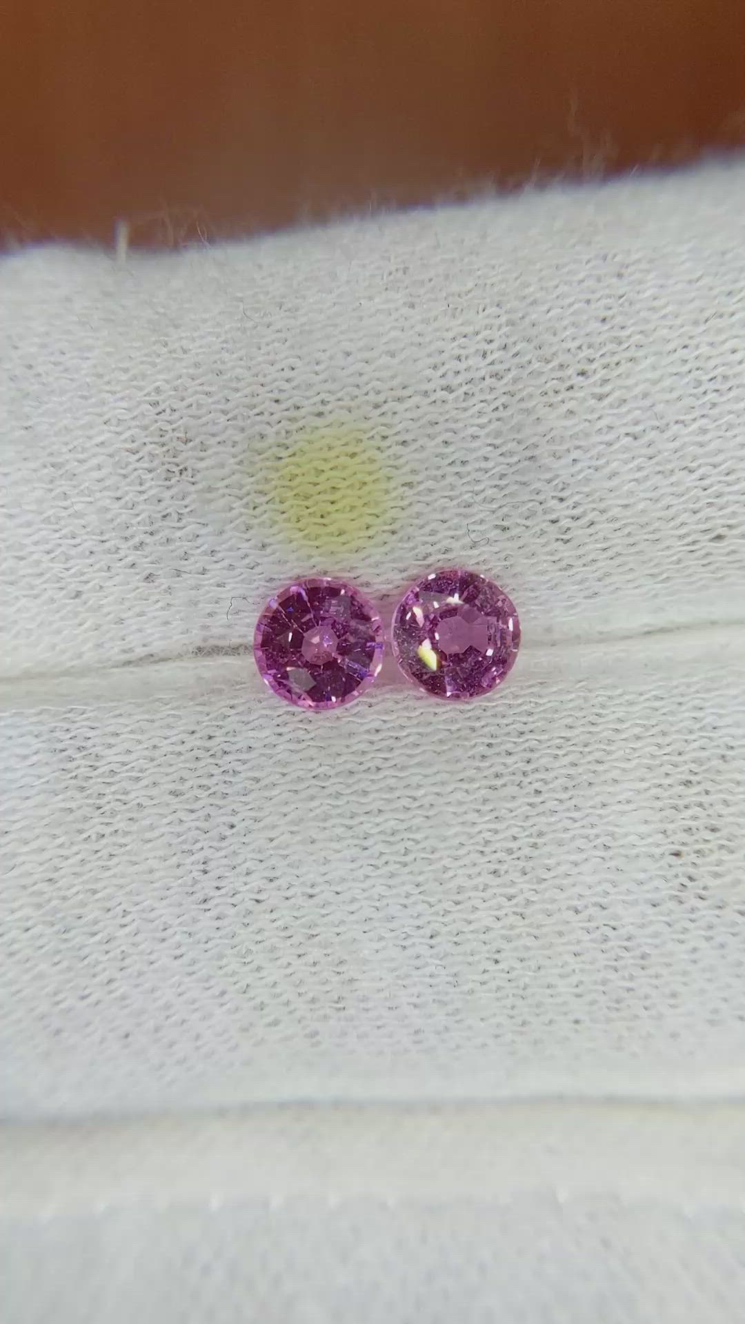 1.33&nbsp;Ct.Tw.Total Carat Weight Pink Sapphire Pair from Ceylon (Sri Lanka) Size Video