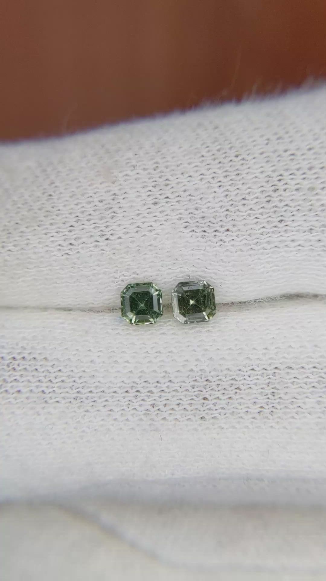 0.58&nbsp;Ct.Tw.Total Carat Weight Green Sapphire Pair from Ceylon (Sri Lanka) Size Video