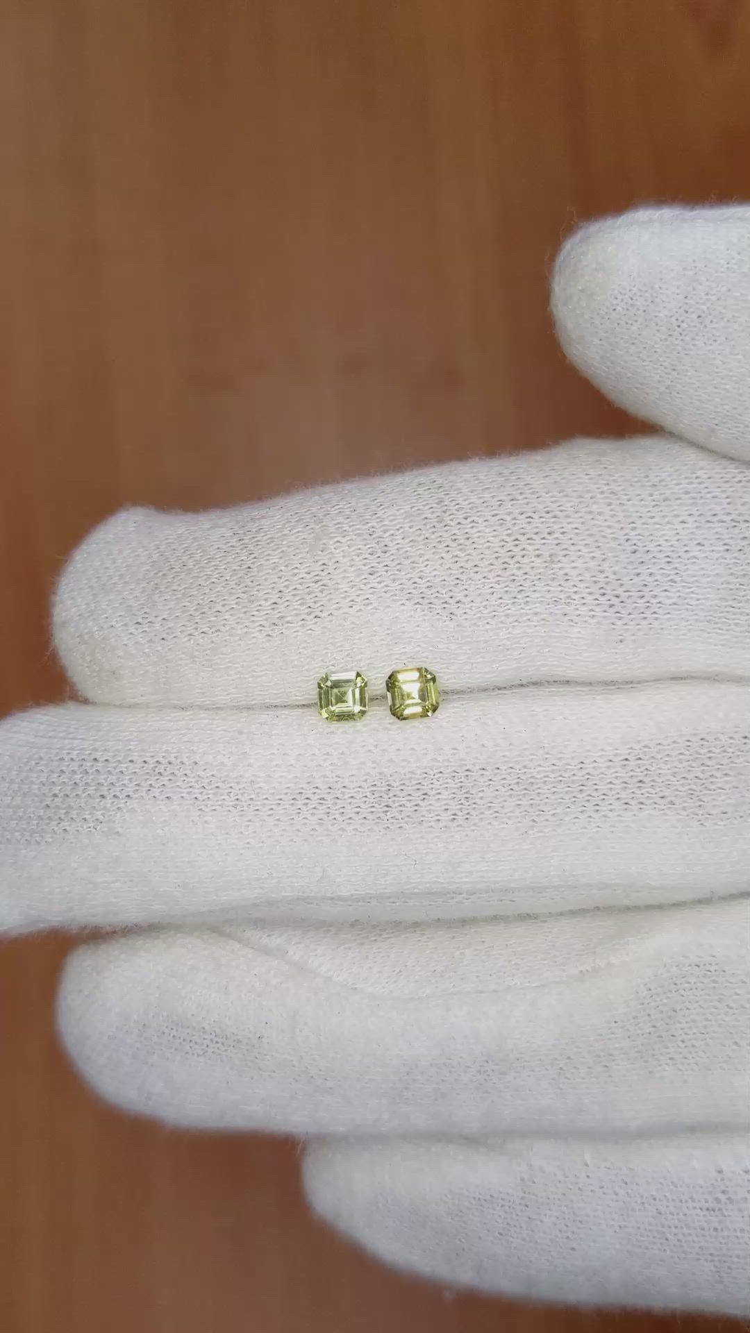 0.49 Ct.Tw.Total Carat Weight Yellowish Green Sapphire Pair from Ceylon (Sri Lanka) Size Video