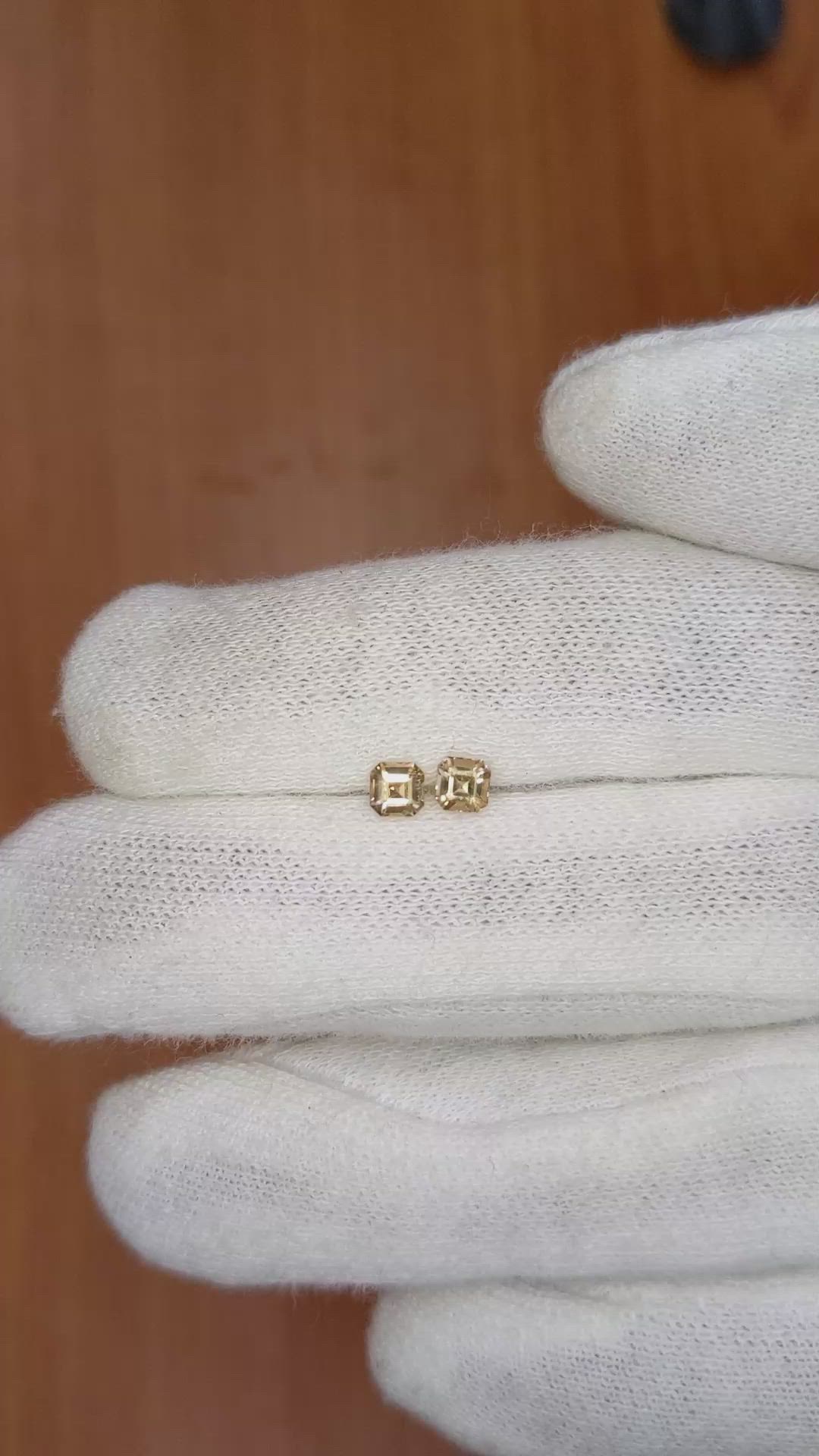 0.54 Ct.Tw.Total Carat Weight Peach Sapphire Pair from Ceylon (Sri Lanka) Size Video