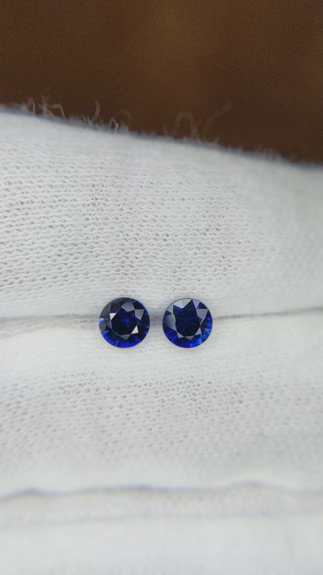 0.90 Ct.Tw.Total Carat Weight Blue Sapphire Pair from Madagascar Size Video