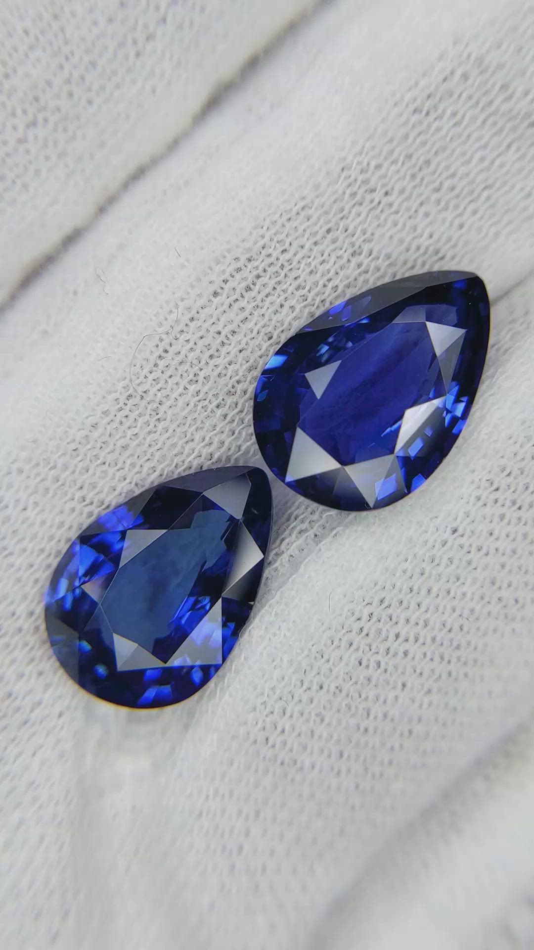 12.56&nbsp;Ct.Tw.Total Carat Weight Blue Sapphire Pair from Madagascar Size Video