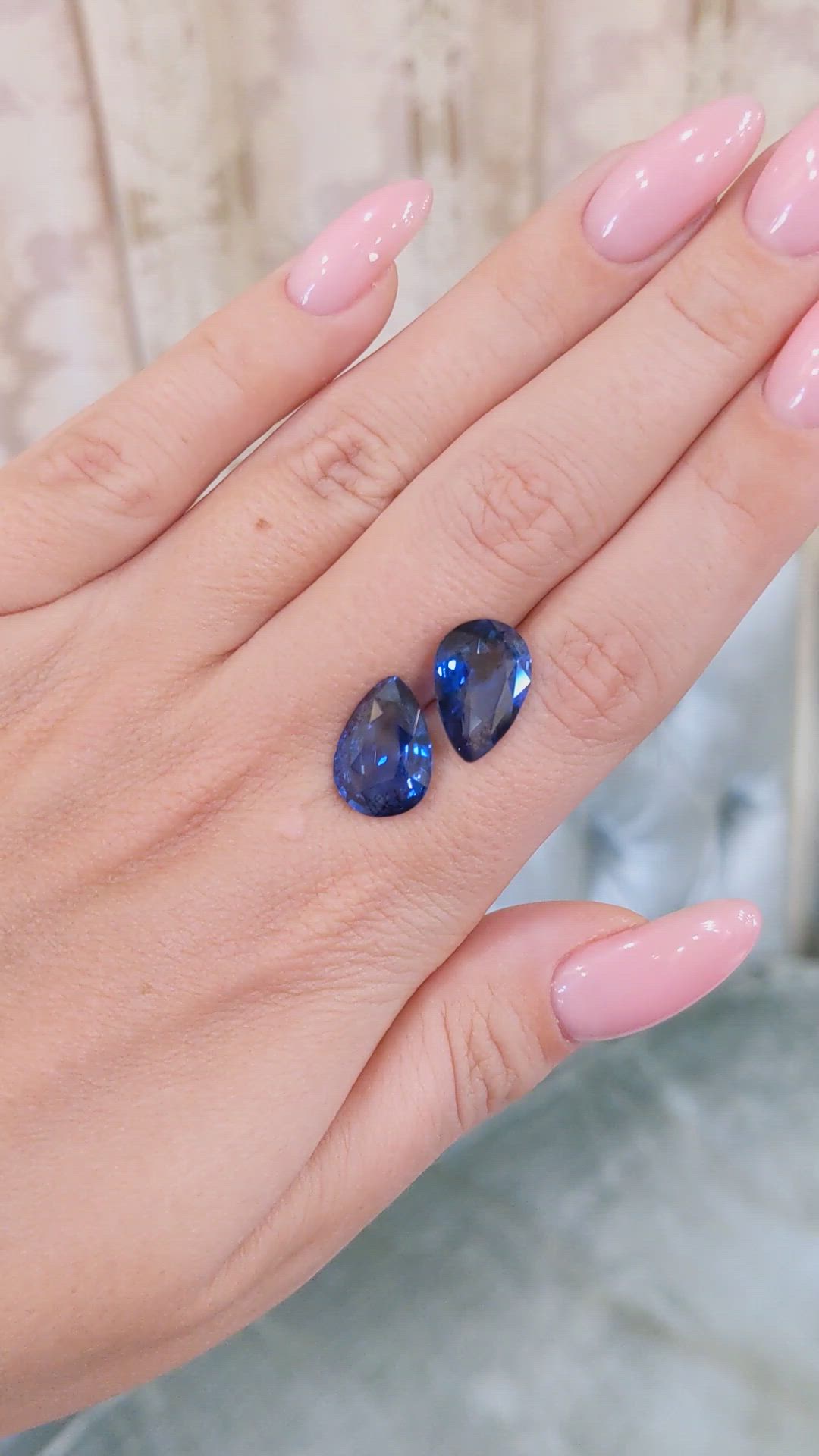 12.56&nbsp;Ct.Tw.Total Carat Weight Blue Sapphire Pair from Madagascar Size Video