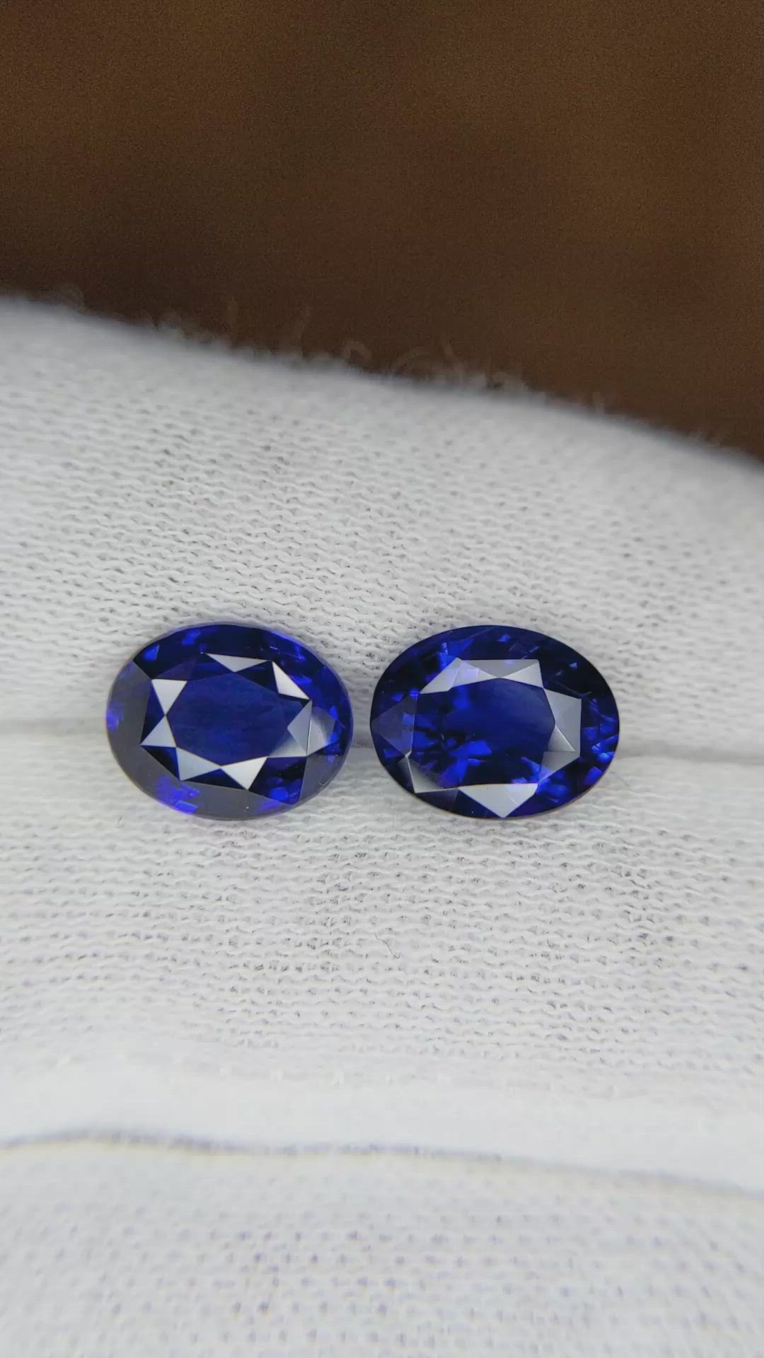 5.84 Ct.Tw.Total Carat Weight Blue Sapphire Pair from Ceylon (Sri Lanka) Size Video
