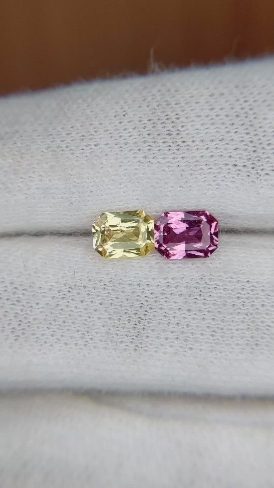 1.90&nbsp;Ct.Tw.Total Carat Weight Pink Sapphire Pair from Ceylon (Sri Lanka) Size Video