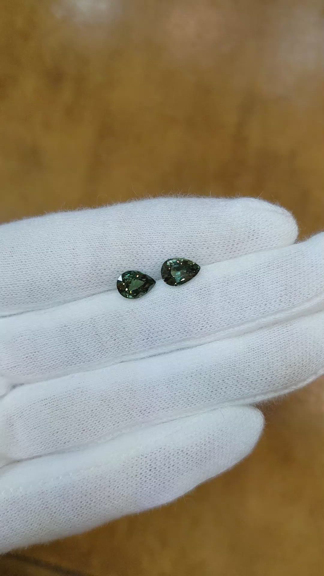 2.73&nbsp;Ct.Tw.Total Carat Weight Bluish Green Sapphire Pair from Ceylon (Sri Lanka) Size Video