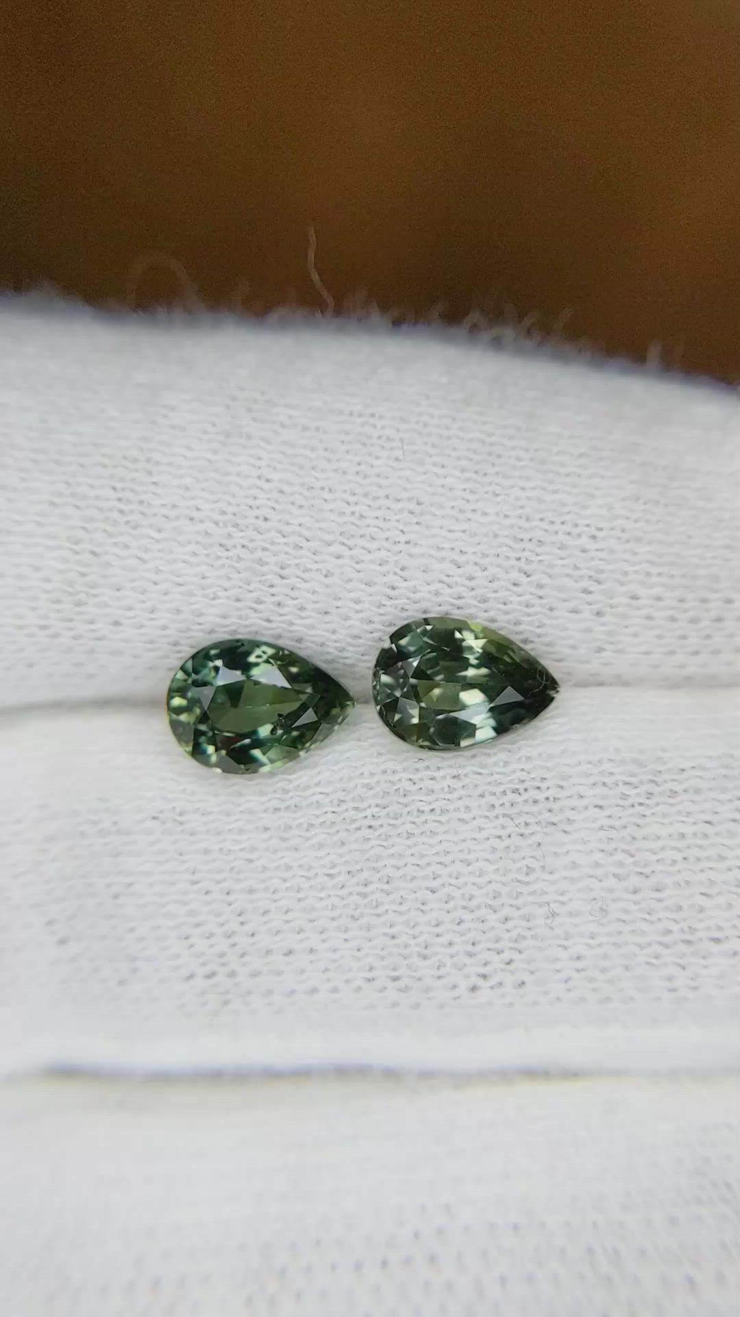 2.73&nbsp;Ct.Tw.Total Carat Weight Bluish Green Sapphire Pair from Ceylon (Sri Lanka) Size Video