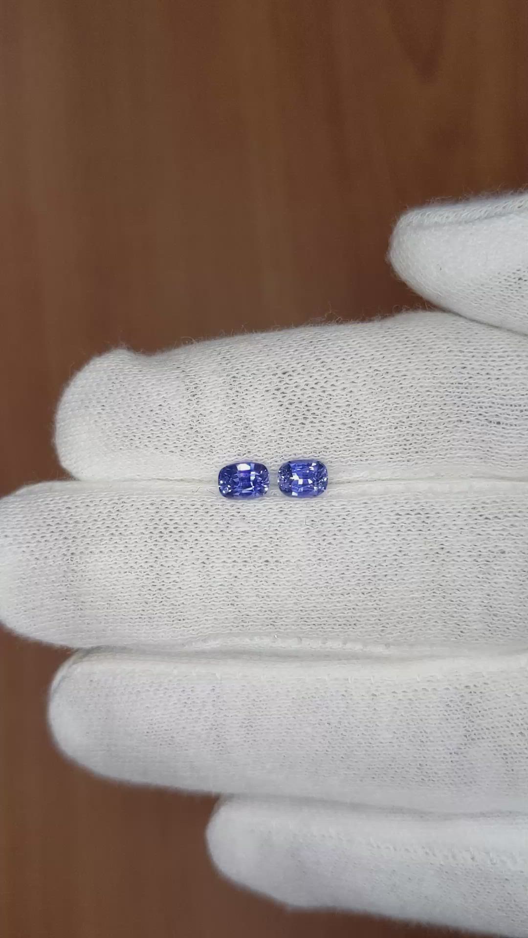 1.02 Ct.Tw.Total Carat Weight Blue Sapphire Pair from Ceylon (Sri Lanka) Size Video