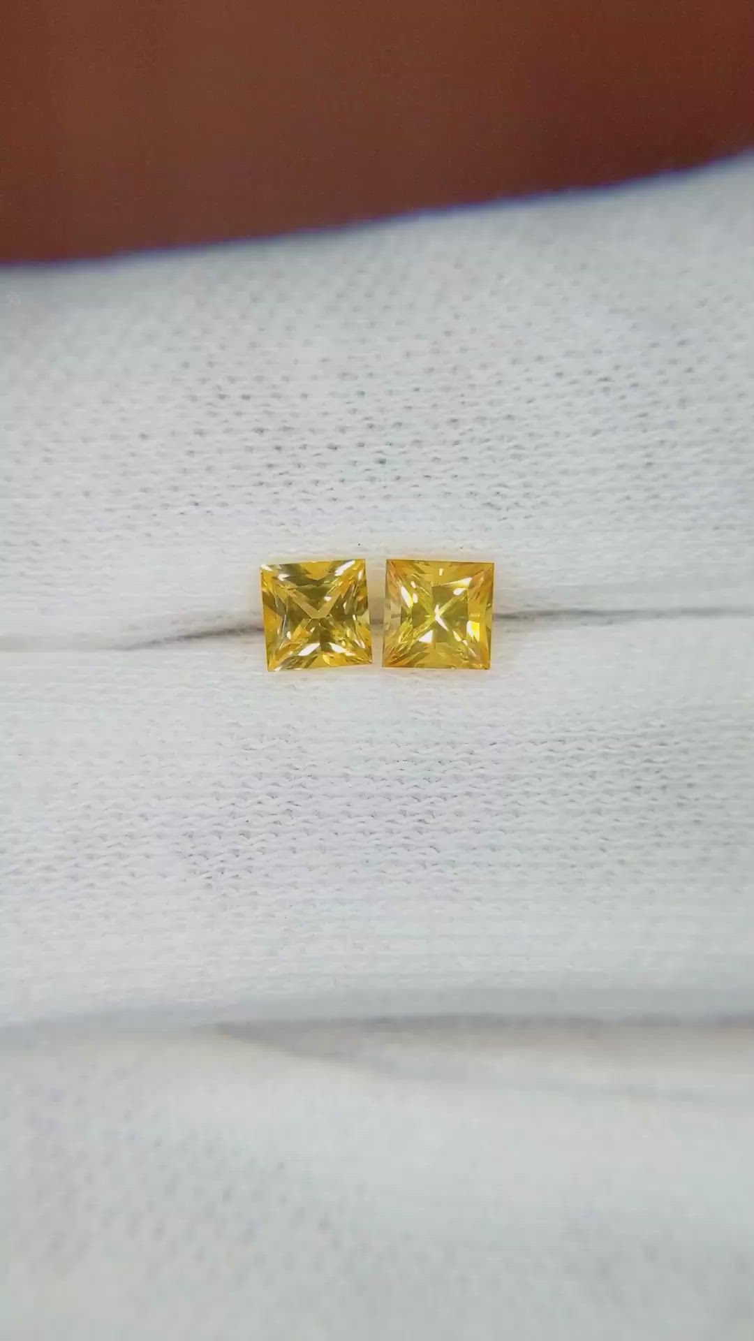 0.80 Ct.Tw.Total Carat Weight Yellow Sapphire Pair from Ceylon (Sri Lanka) Size Video