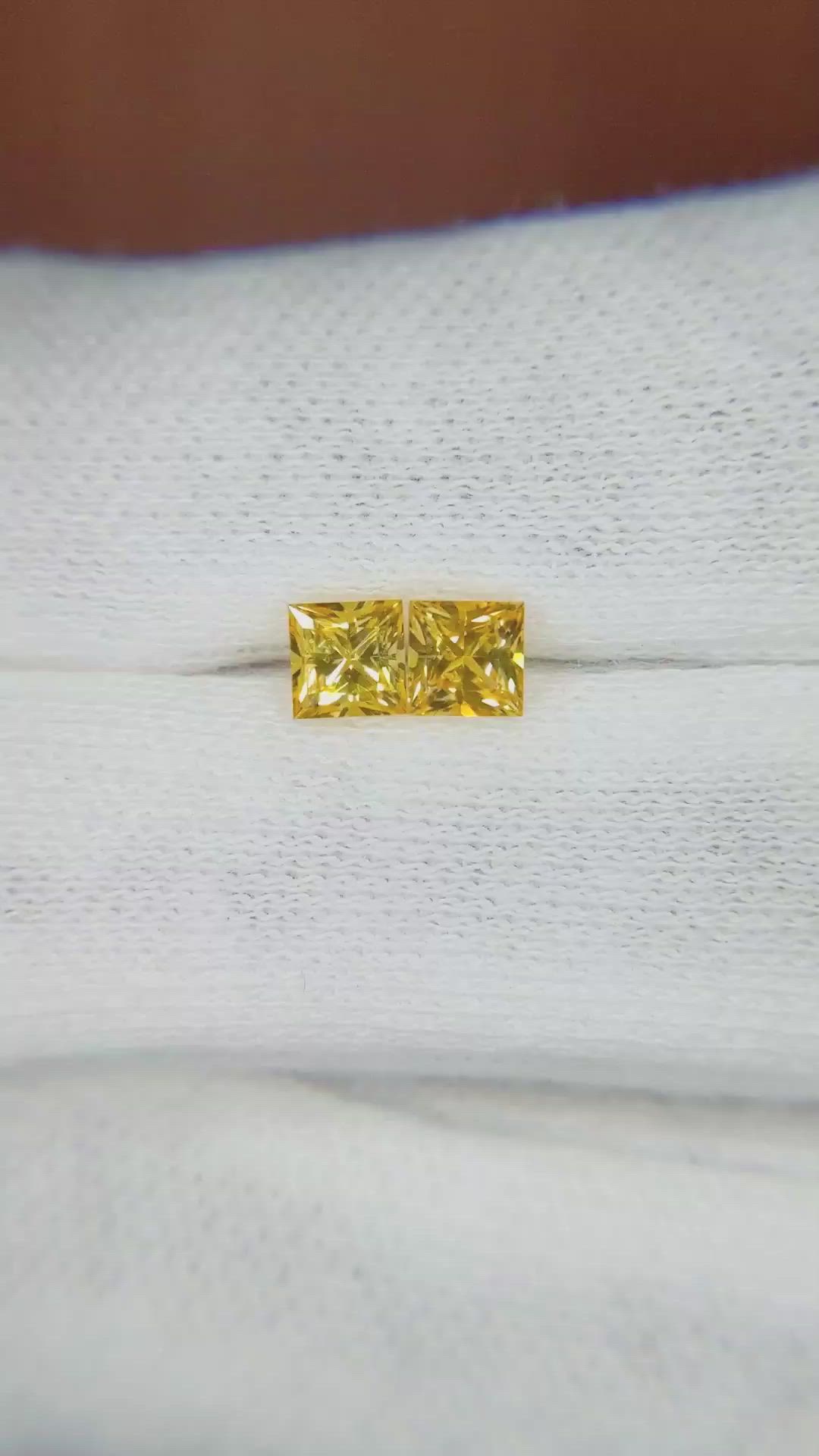 0.89&nbsp;Ct.Tw.Total Carat Weight Yellow Sapphire Pair from Ceylon (Sri Lanka) Size Video