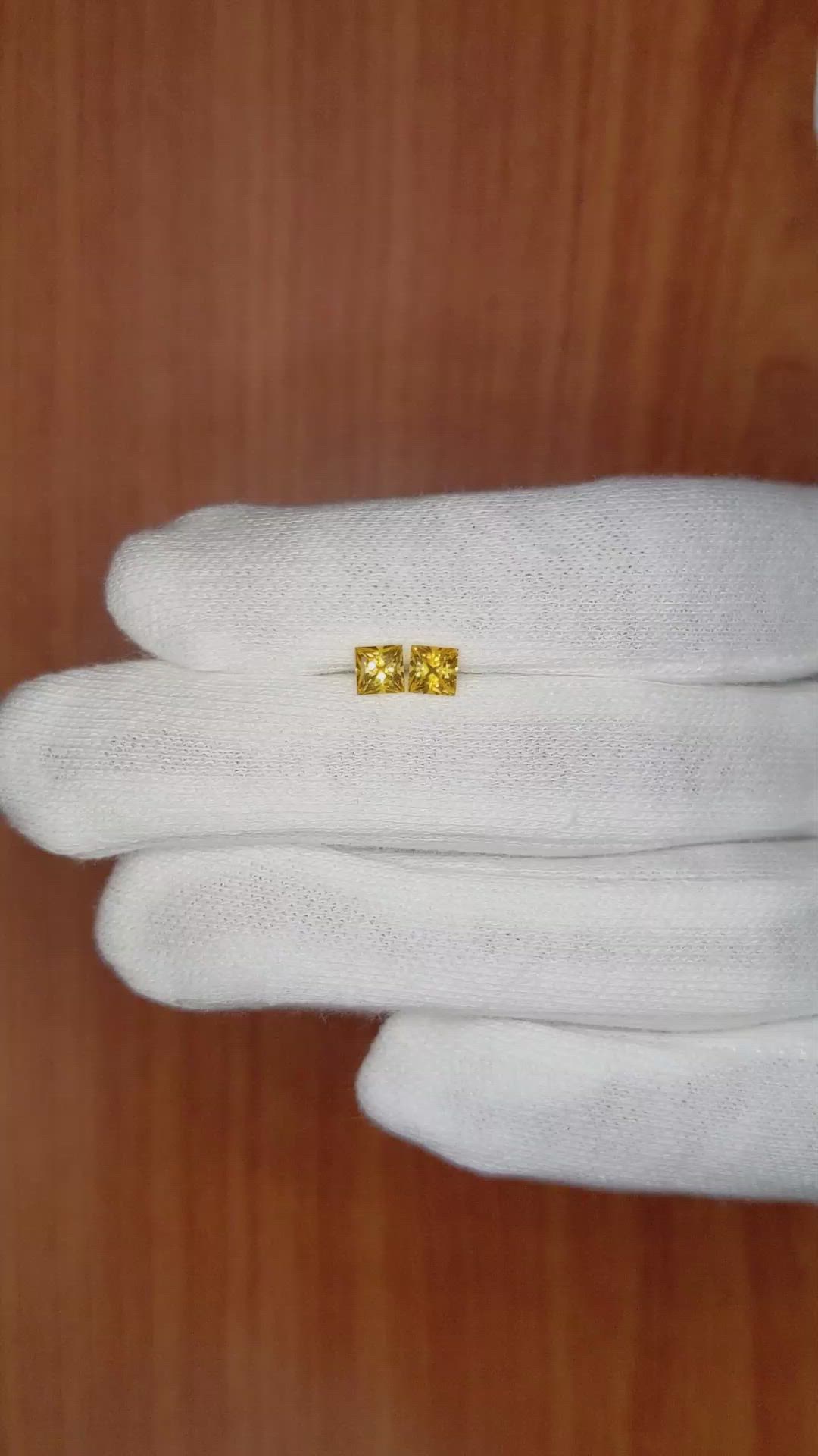 0.89&nbsp;Ct.Tw.Total Carat Weight Yellow Sapphire Pair from Ceylon (Sri Lanka) Size Video