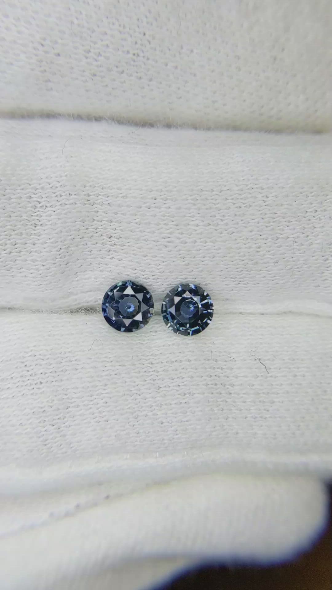 1.06 Ct.Tw.Total Carat Weight Greenish Blue Sapphire Pair from Ceylon (Sri Lanka) Size Video