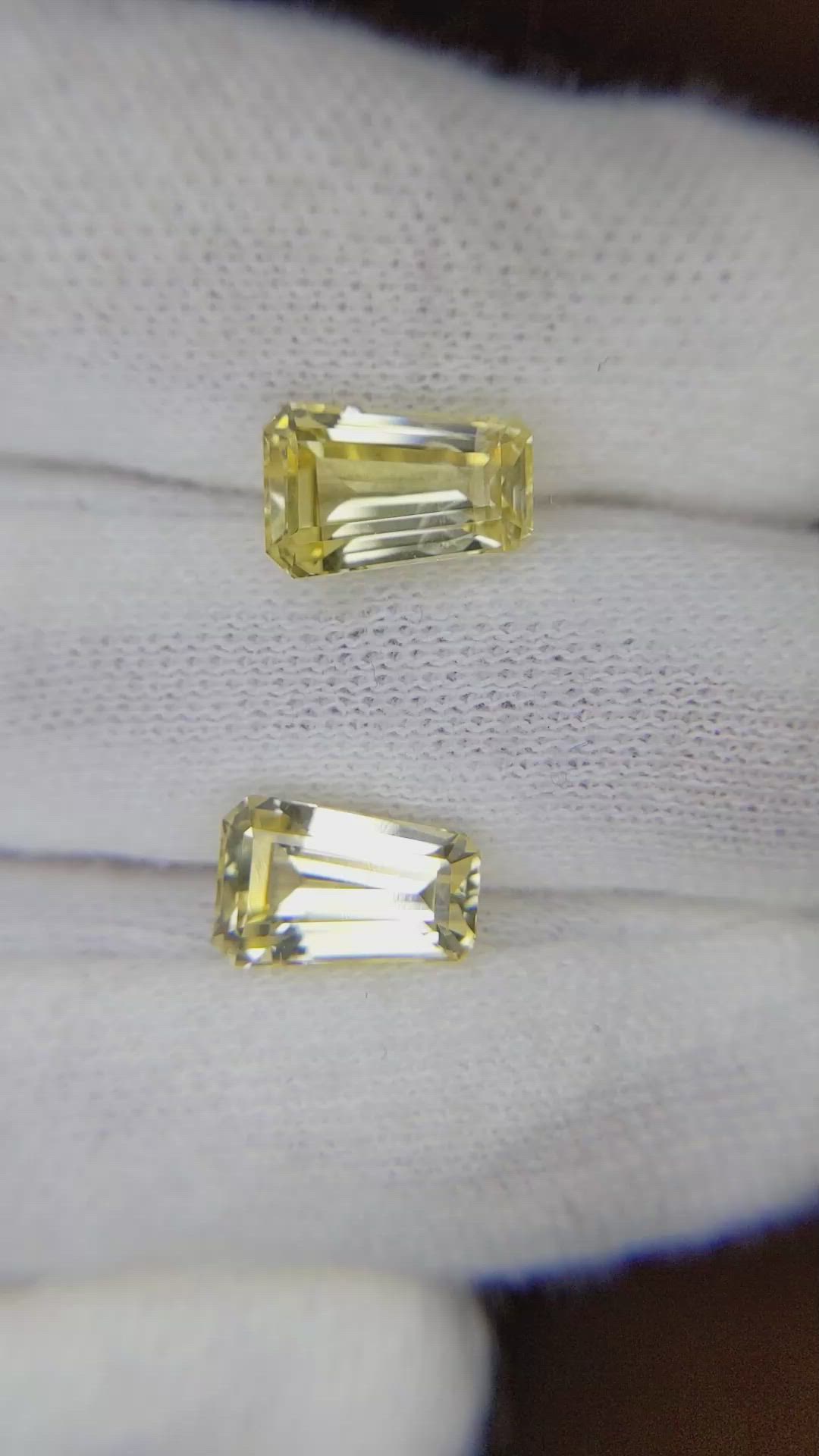 5.20 Ct.Tw.Total Carat Weight Yellow Sapphire Pair from Ceylon (Sri Lanka) Size Video