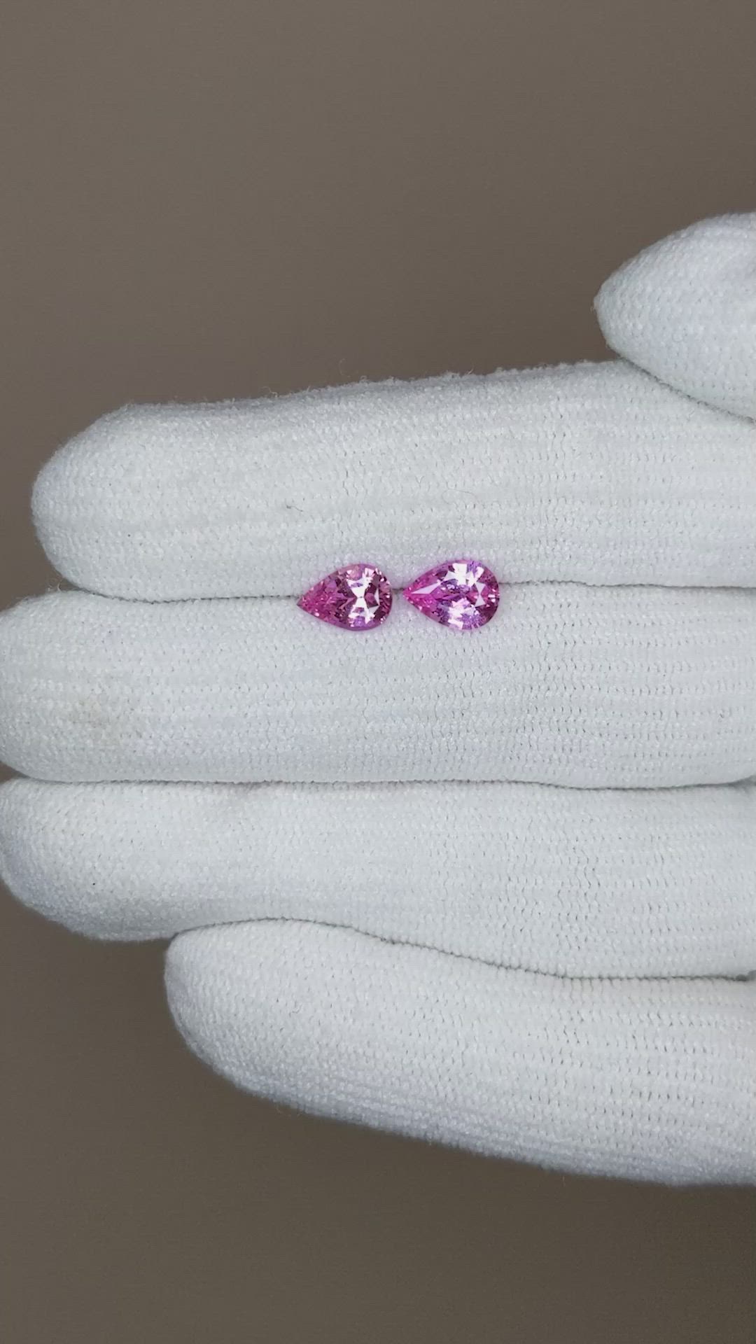 1.49&nbsp;Ct.Tw.Total Carat Weight Pink Sapphire Pair from Ceylon (Sri Lanka) Size Video