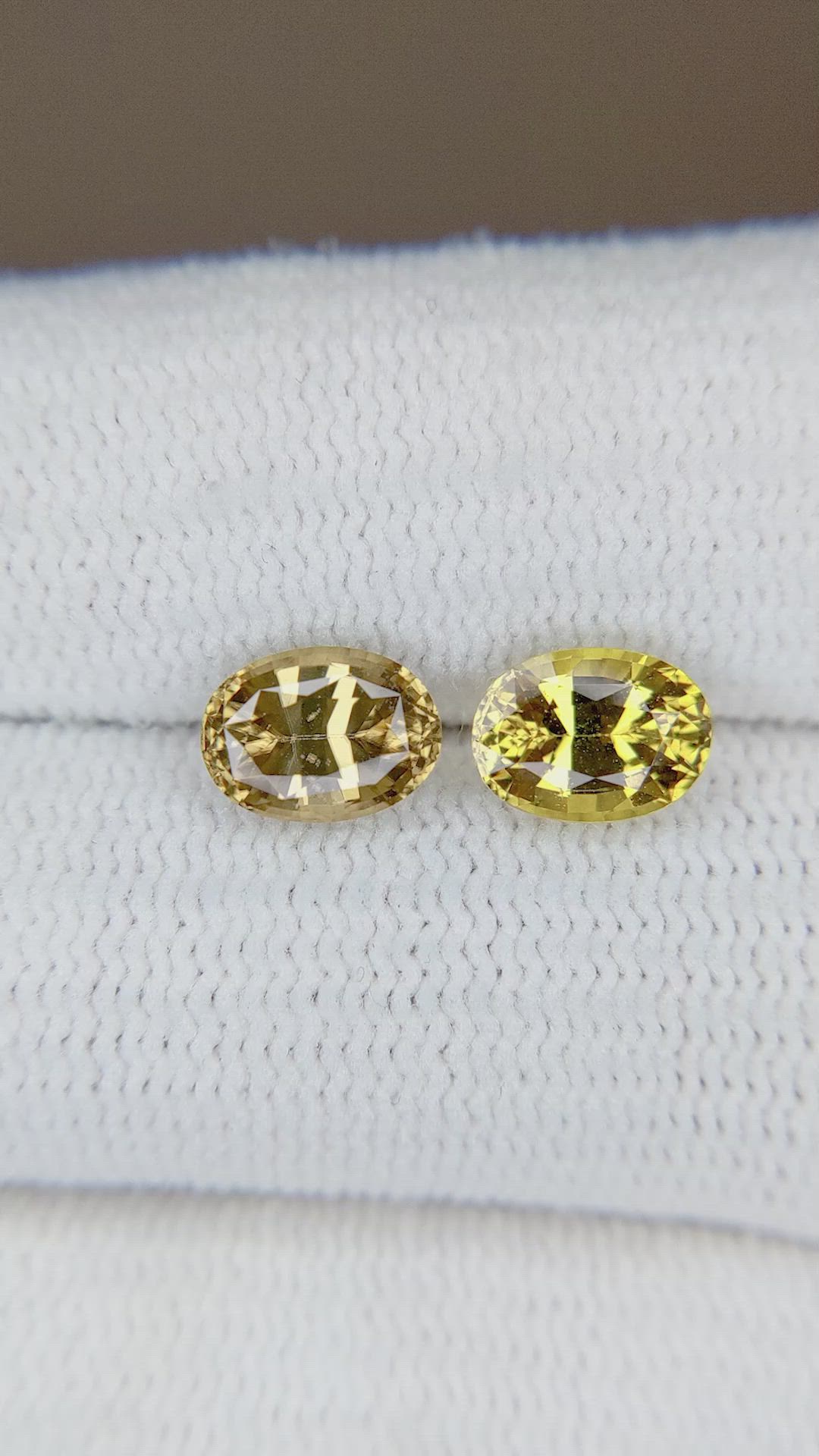 2.65 Ct.Tw.Total Carat Weight Yellow Sapphire Pair from Ceylon (Sri Lanka) Size Video