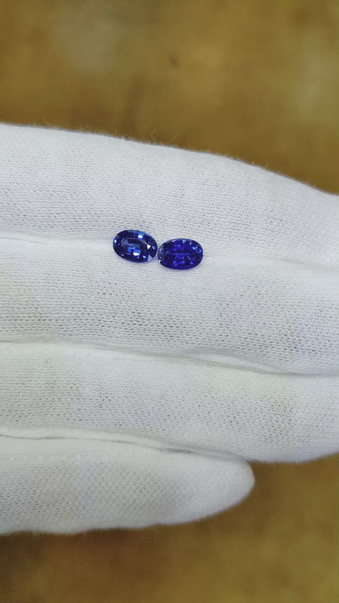 1.93&nbsp;Ct.Tw.Total Carat Weight Blue Sapphire Pair from Ceylon (Sri Lanka) Size Video