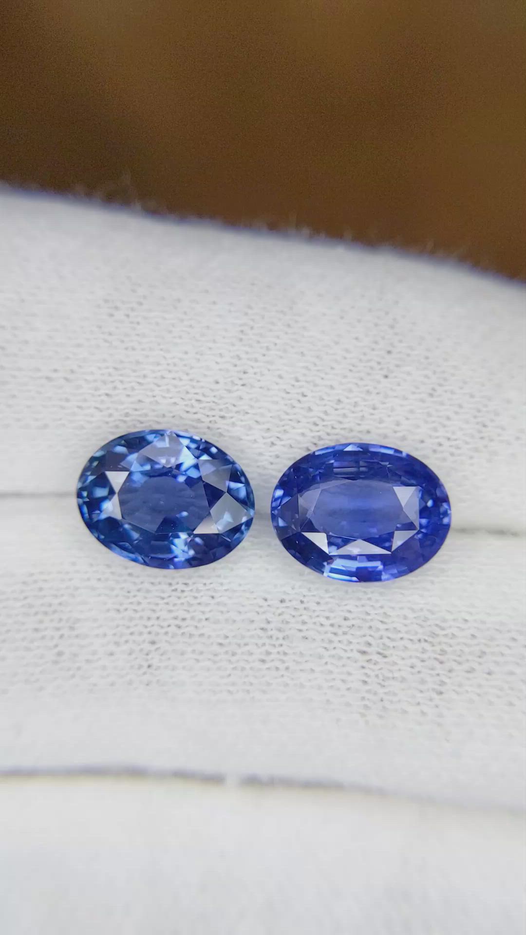 6.03&nbsp;Ct.Tw.Total Carat Weight Blue Sapphire Pair from Ceylon (Sri Lanka) Size Video